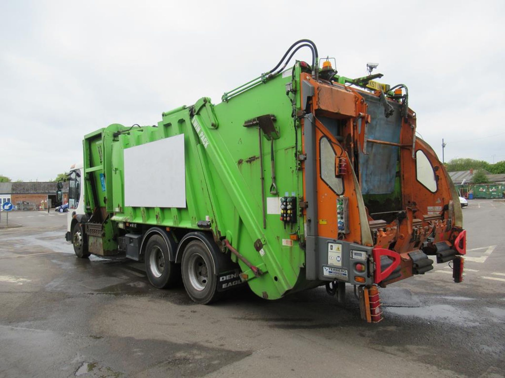 Dennis Eagle Elite 2 One Pass Refuse Collection Vehicle - Image 4 of 34