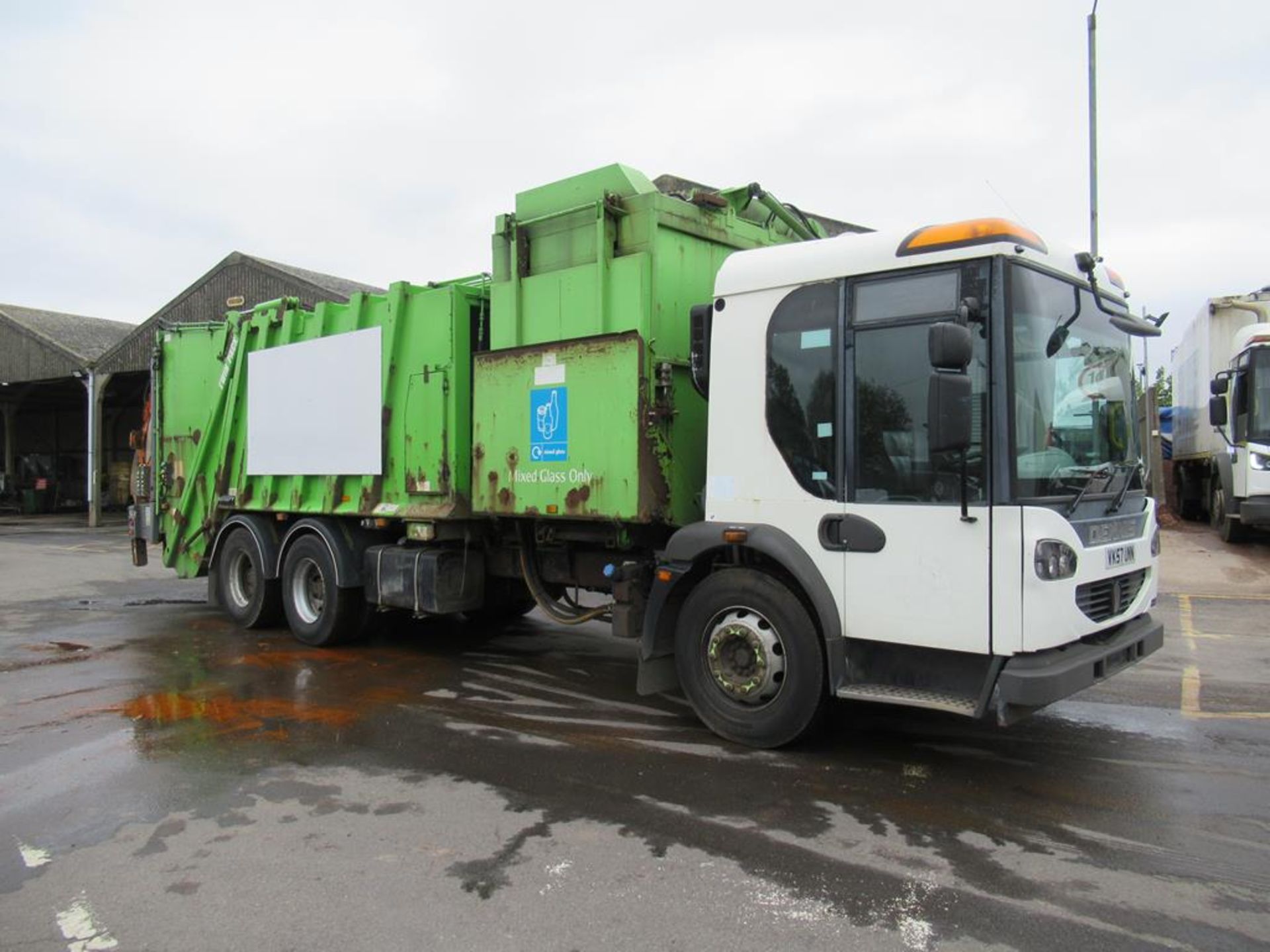 Dennis Eagle Elite 2 One Pass Refuse Collection Vehicle - Image 2 of 34