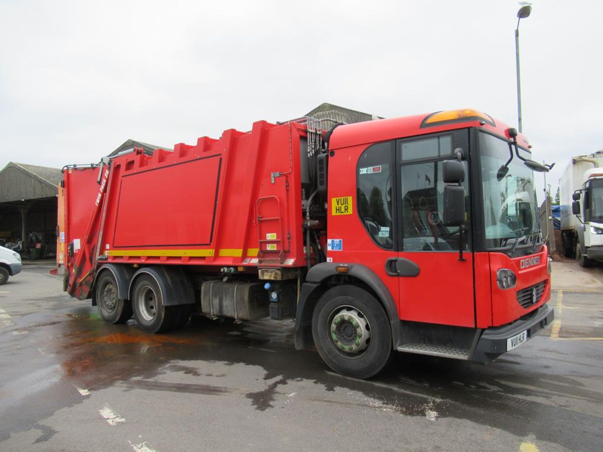 Dennis Eagle Elite Refuse Collection Vehicle - Phoenix Body