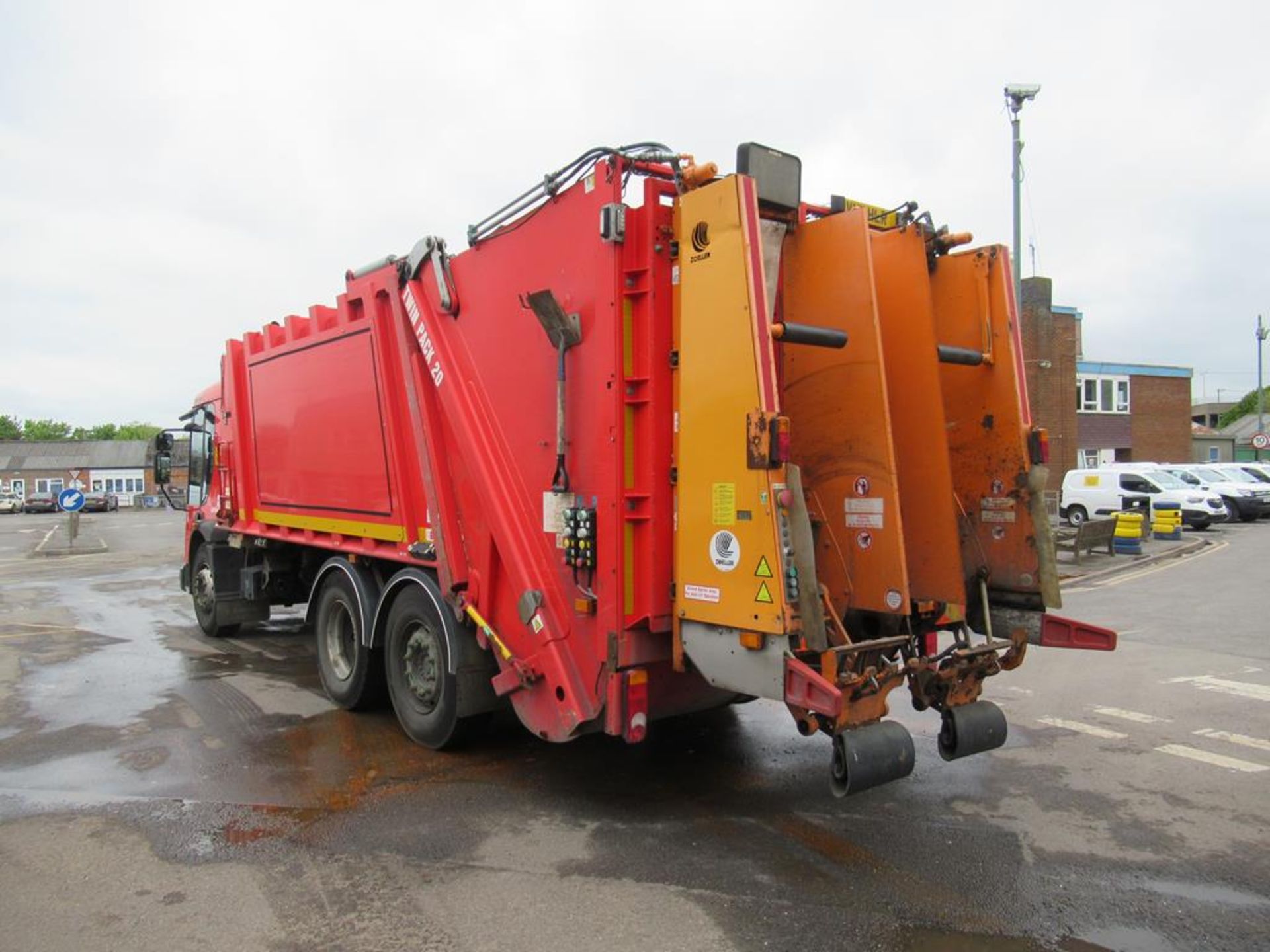 Dennis Eagle Elite Refuse Collection Vehicle - Phoenix Body - Image 3 of 31