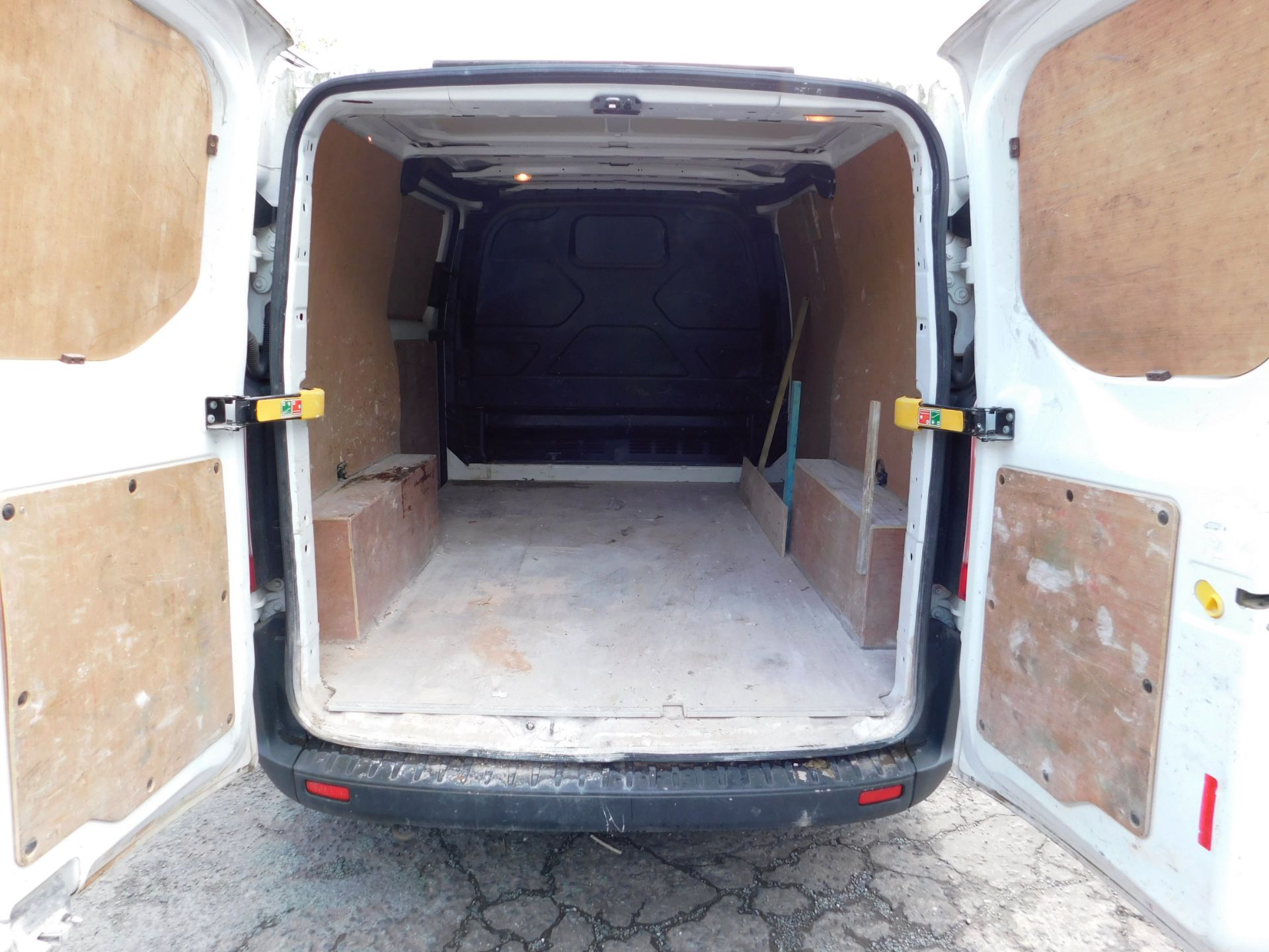 Ford Transit Custom 290 Eco-Tech Panel Van, Regist - Image 5 of 8