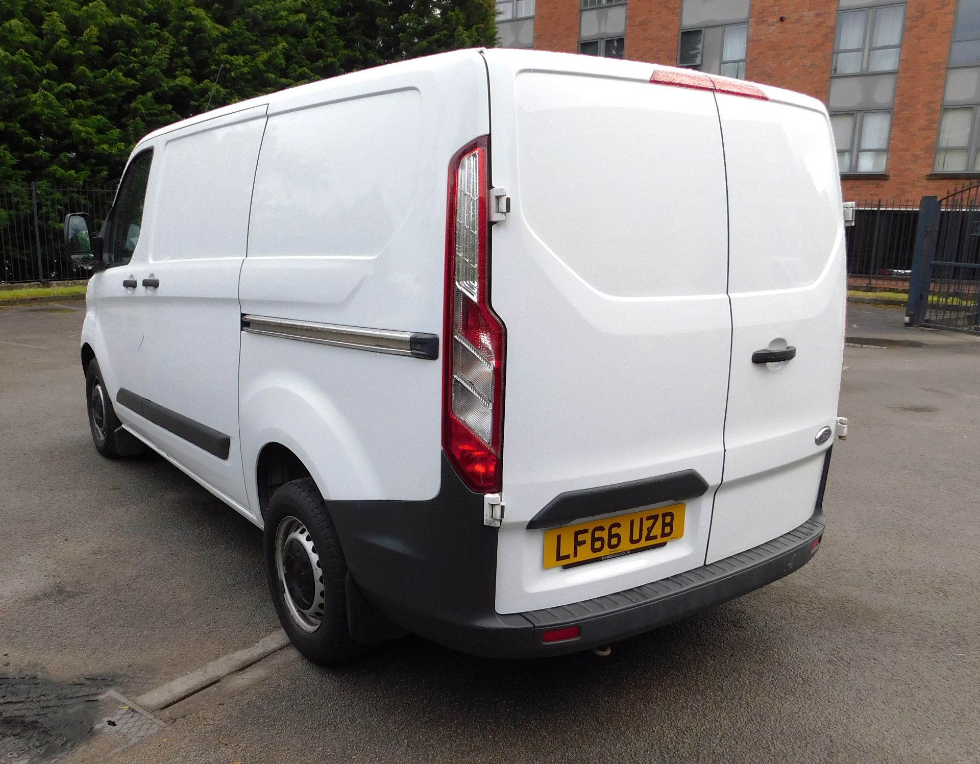 Ford Transit Custom 290 Eco-Tech Panel Van, Regist - Image 4 of 8