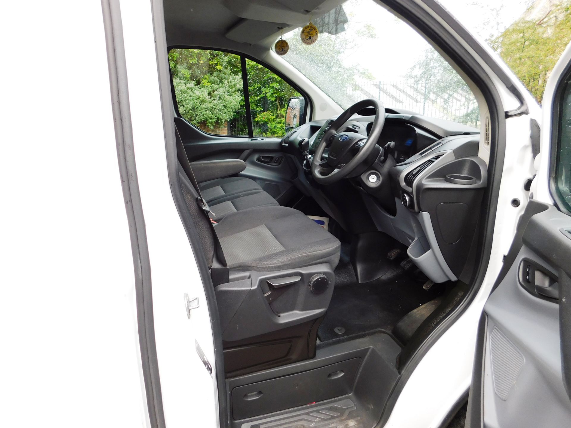 Ford Transit Custom 290 Eco-Tech Panel Van, Regist - Image 7 of 8