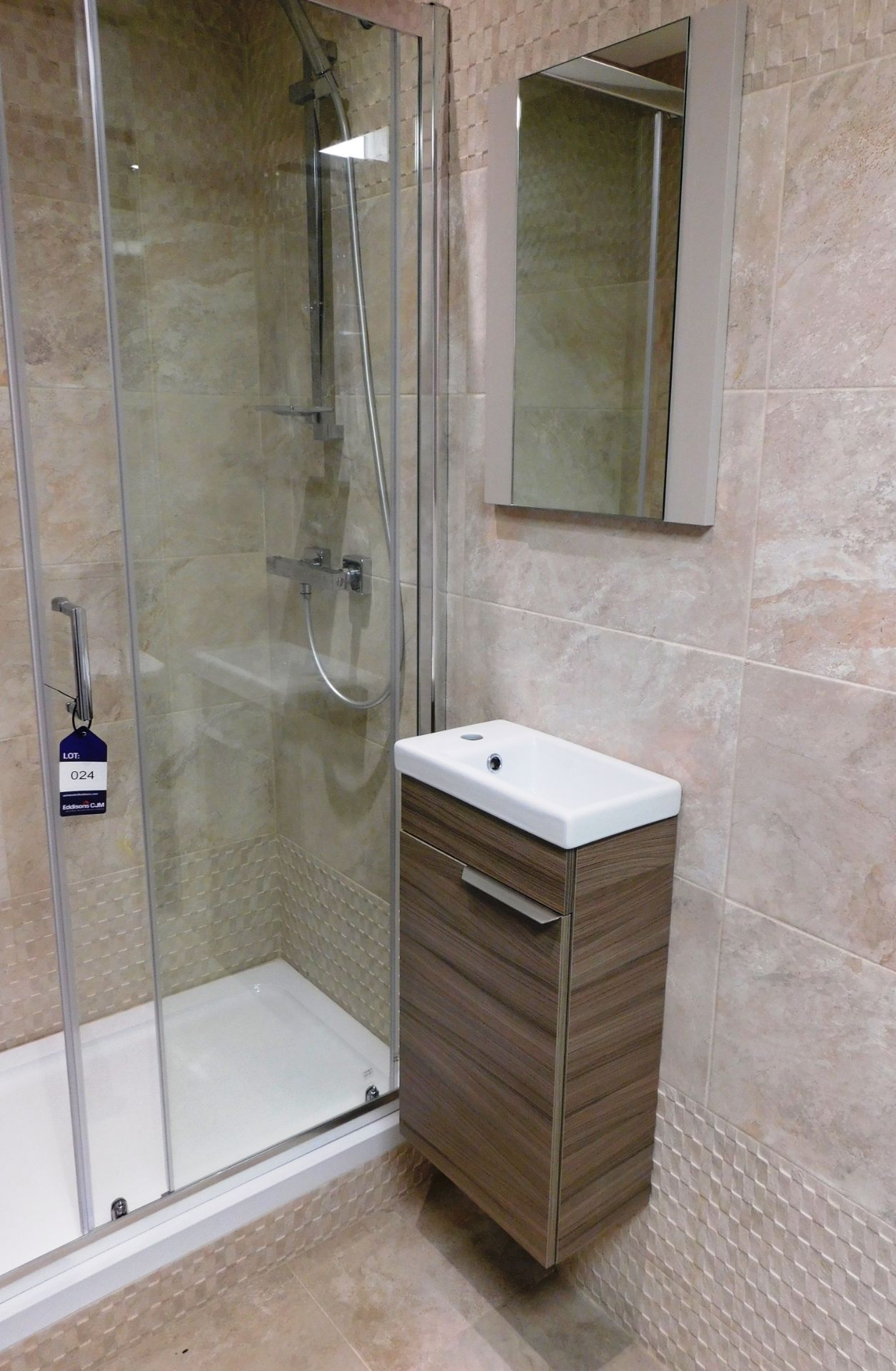 Methven Shower Valve, Shower Tray (1200 x 700), Sh - Image 2 of 3
