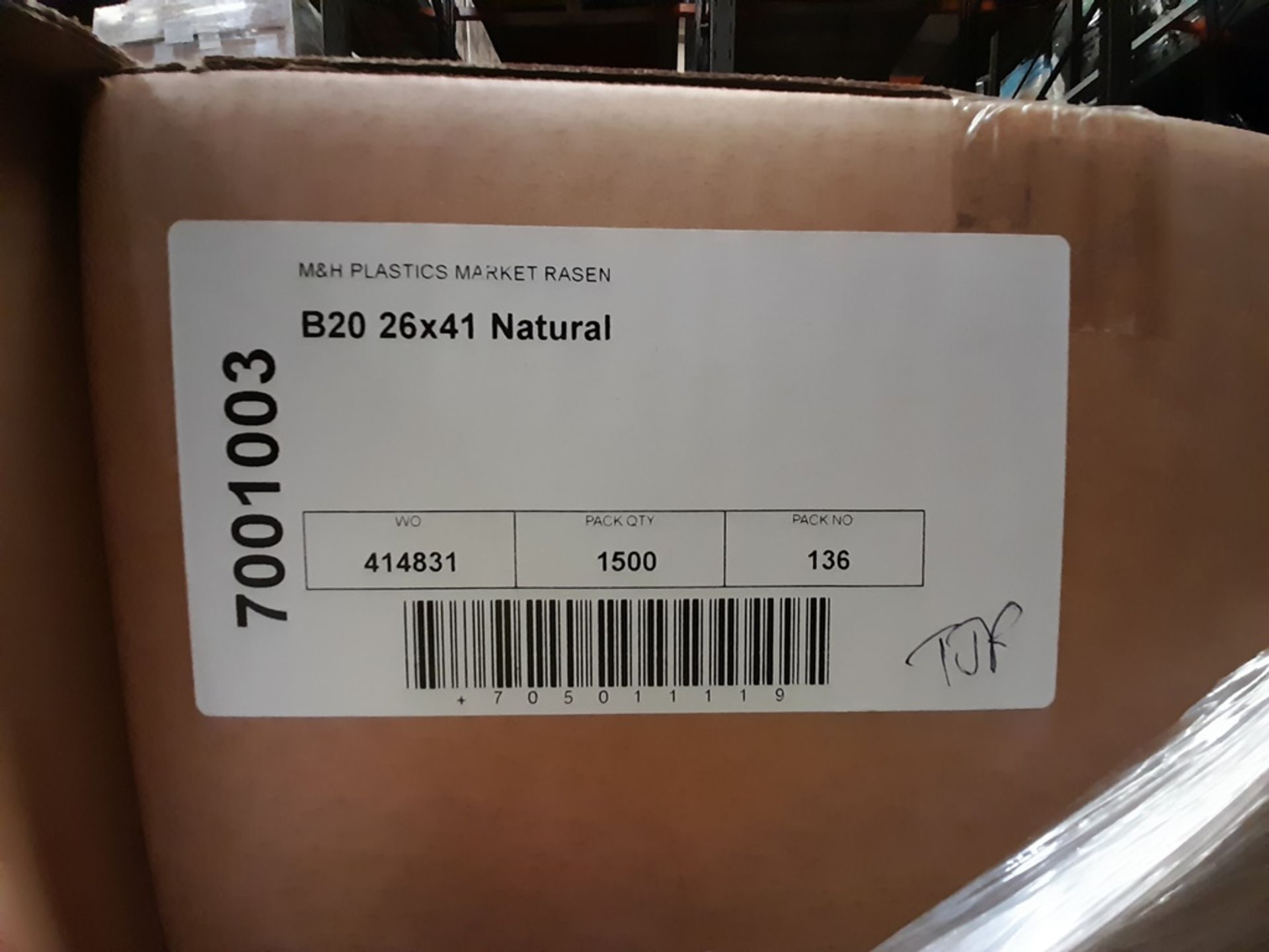 1 Pallet of M&H Plastics Market Rasen B20 26x41 Natural plastic bottles. Qty 1500/box, approx. 20 - Image 4 of 5