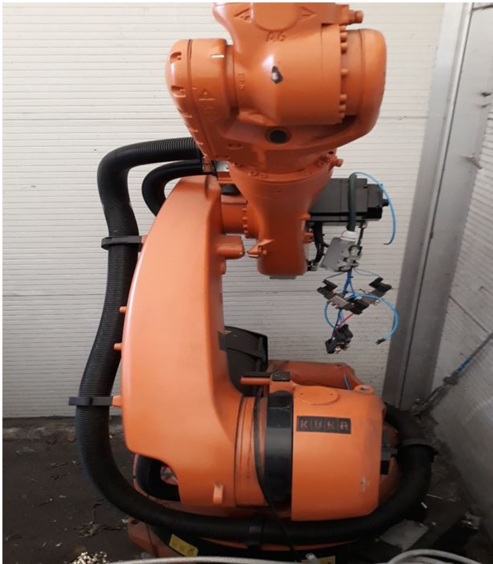 A Kuka Industrial Robot - Image 2 of 3