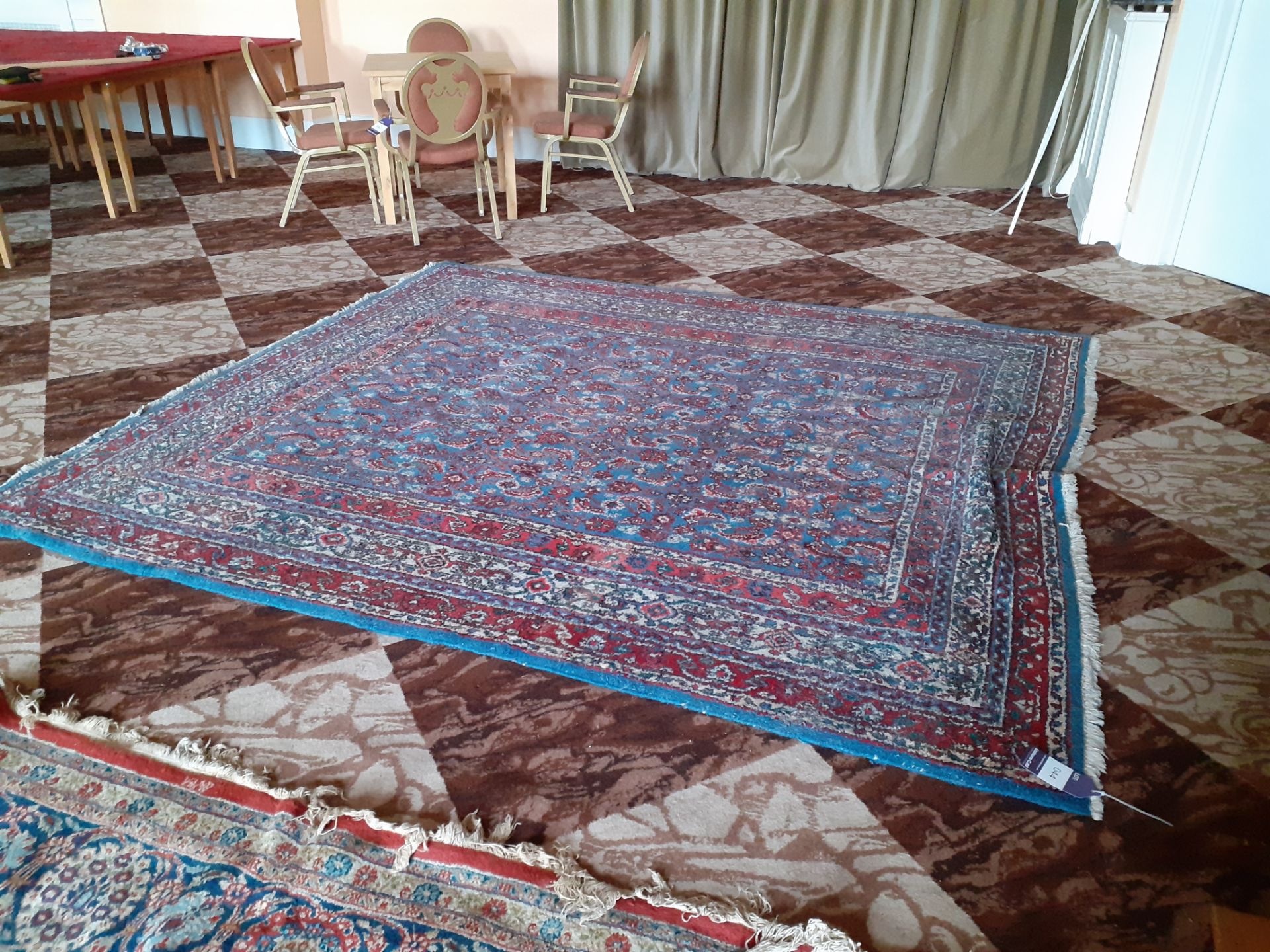 Persian Style Rug 2,800 x 2,500mm