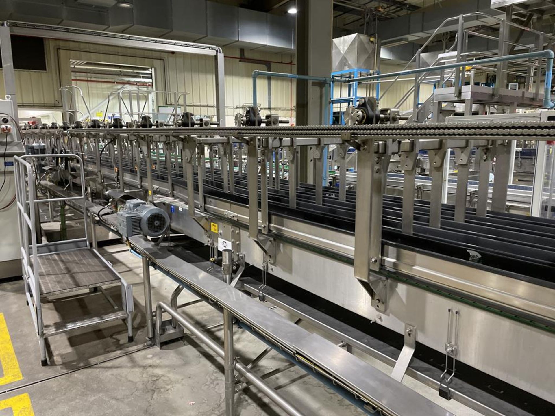 Sidel 5 lane bottle conveyor. - Image 10 of 11