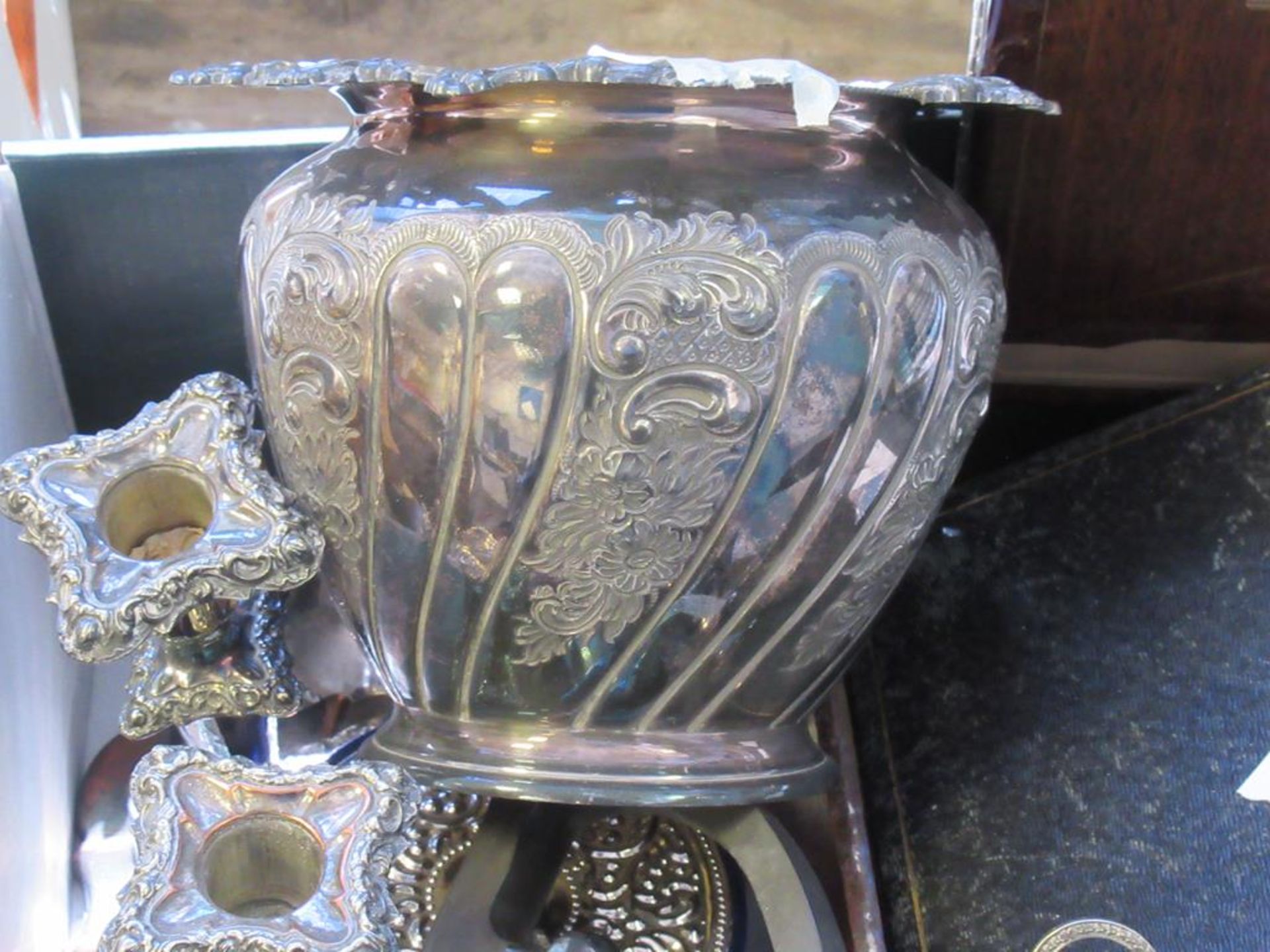 Victorian Silver Plated Jardiniere and Other Miscellaneous Plate to include Hallmarked Silver Handle - Image 2 of 7