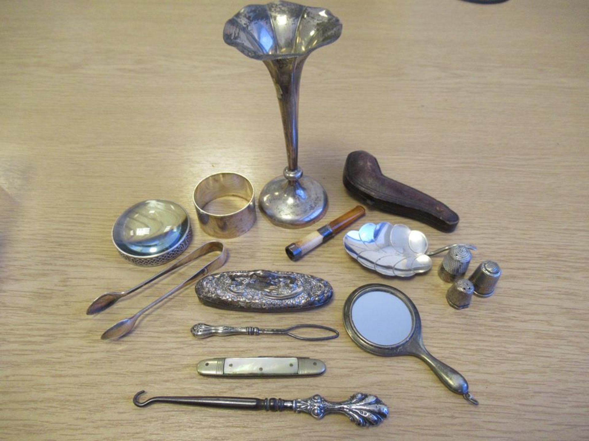 London Hallmarked Silver Vase Marked 925, Caddy Sppon, Silver Hallmarked Thimbles, Dressing Table Pi