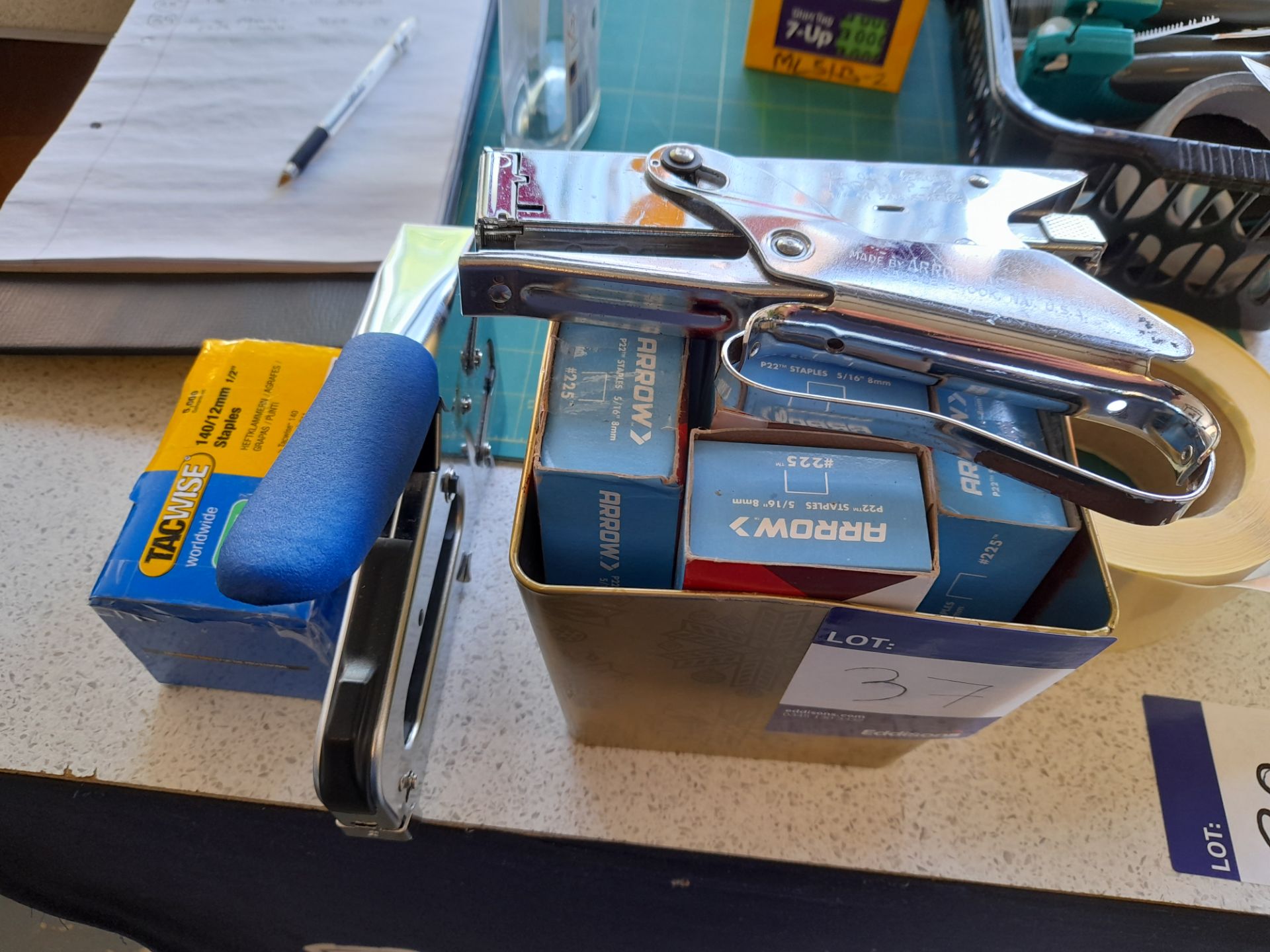 2 x Assorted staplers to include GS stapler, and Arrows stapler, with quantity of boxed staples