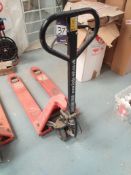 Linde 2500kg Cap Long Reach Pallet Truck