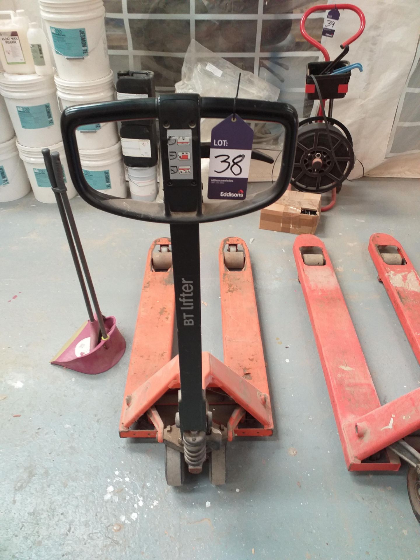 BT Pallet Truck