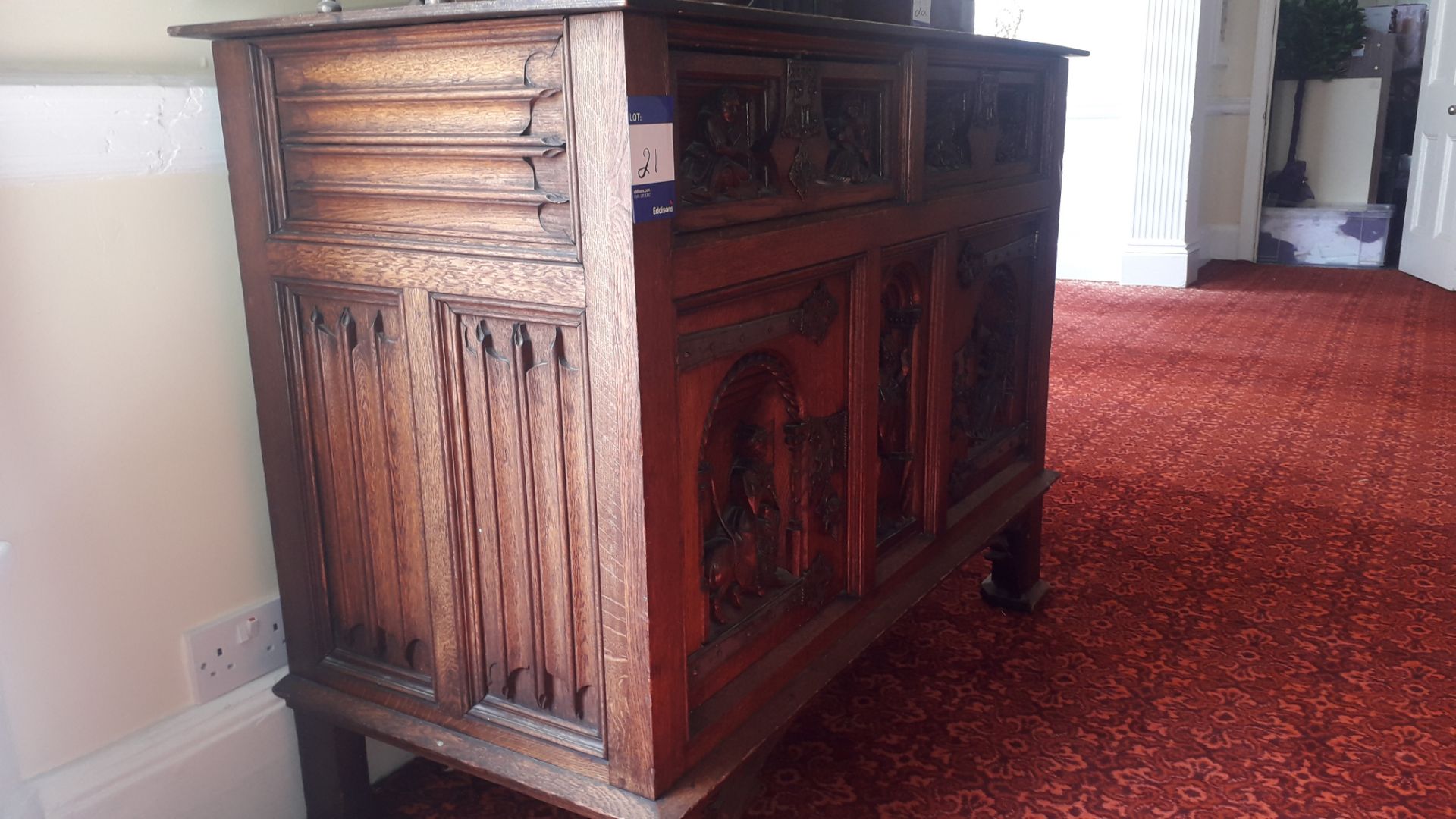 Oak Gothic Style Deep Relief Carved Sideboard, Replacement Top, 1,260mm (without keys - doors locked - Image 4 of 8