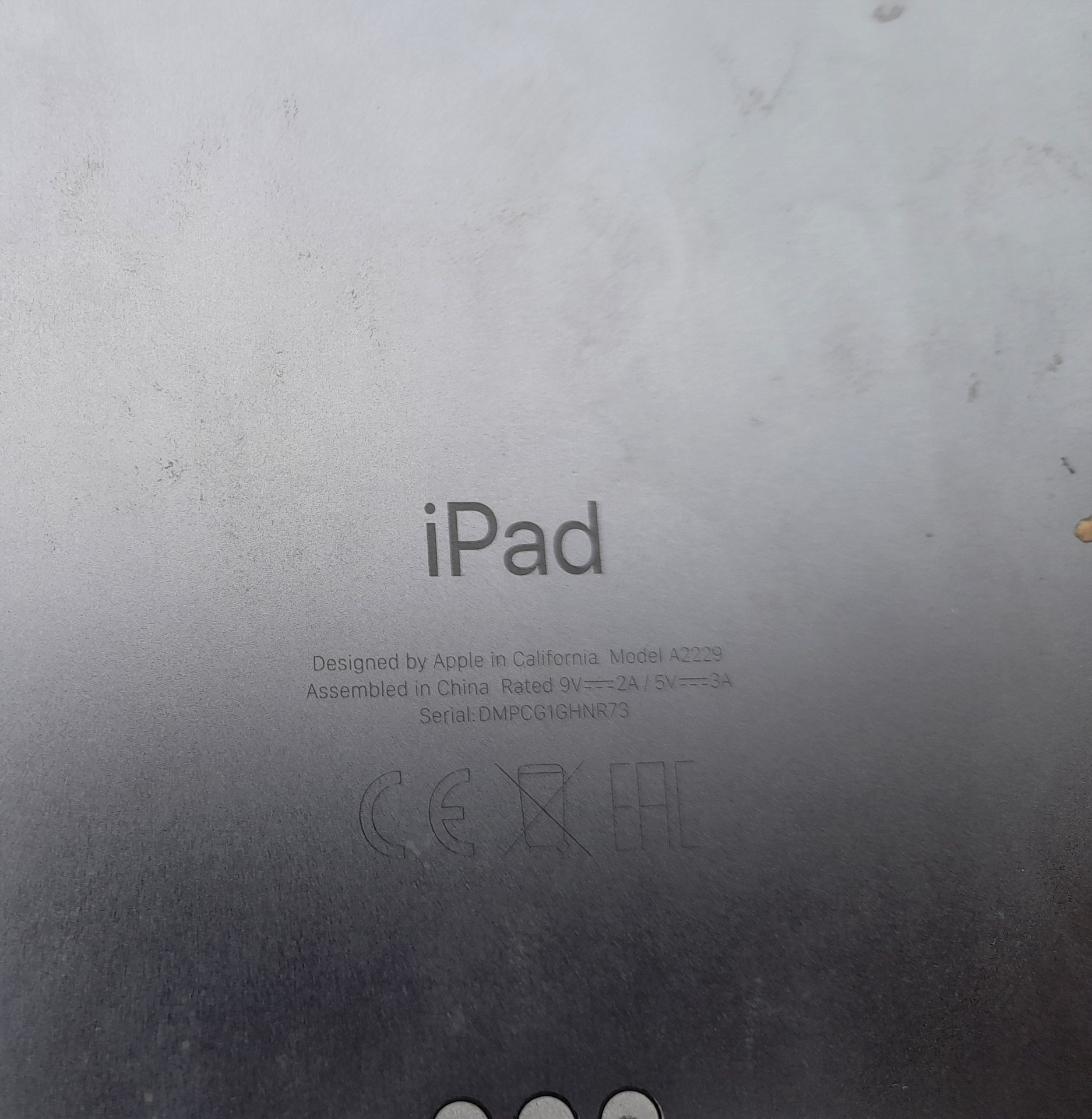 Apple iPad Pro 12.9” (4th Generation) Wi-Fi, Model A2229, with keyboard. No charger - Image 4 of 4