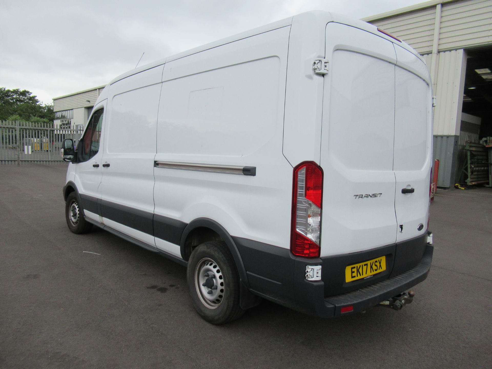 A 2017 Ford Transit 350 Van - Image 4 of 14