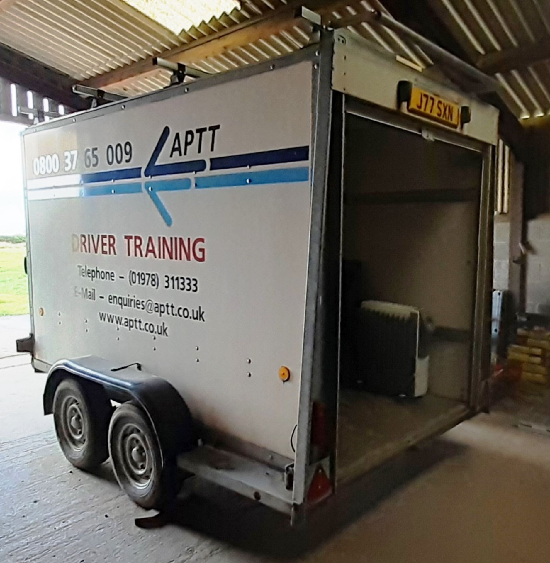 Ifor Williams 4 Wheeled Twin Axel Trailer Type BV1059, Trailer has Front Access as well as Rear - Image 3 of 12