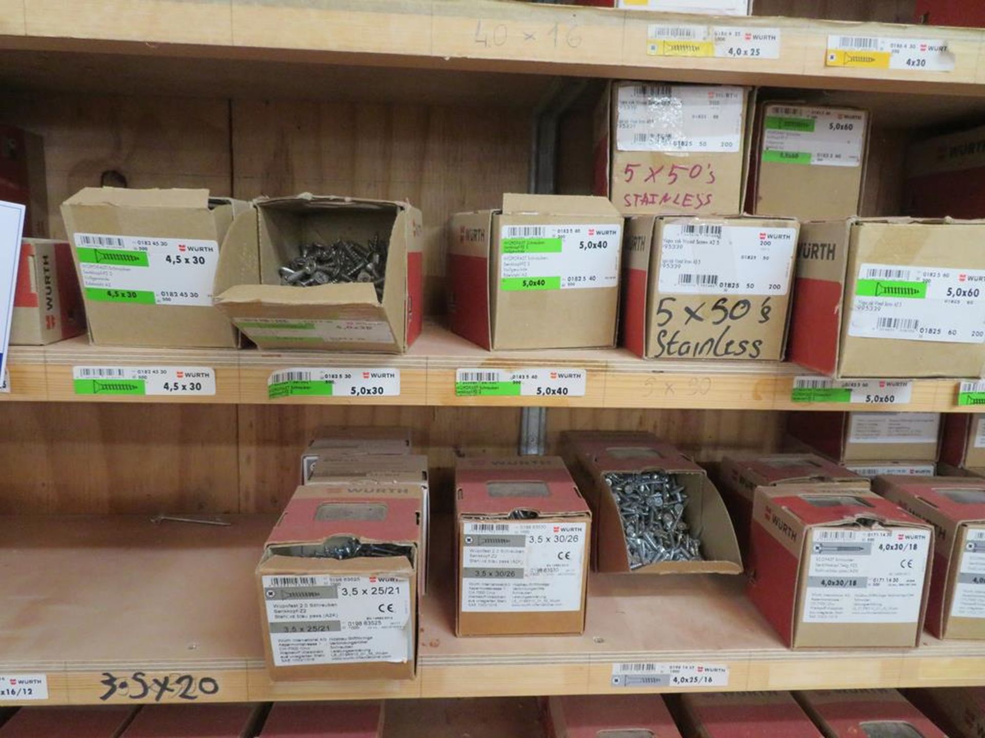 Large qty of Assorted Woodworking Screws - Image 7 of 12