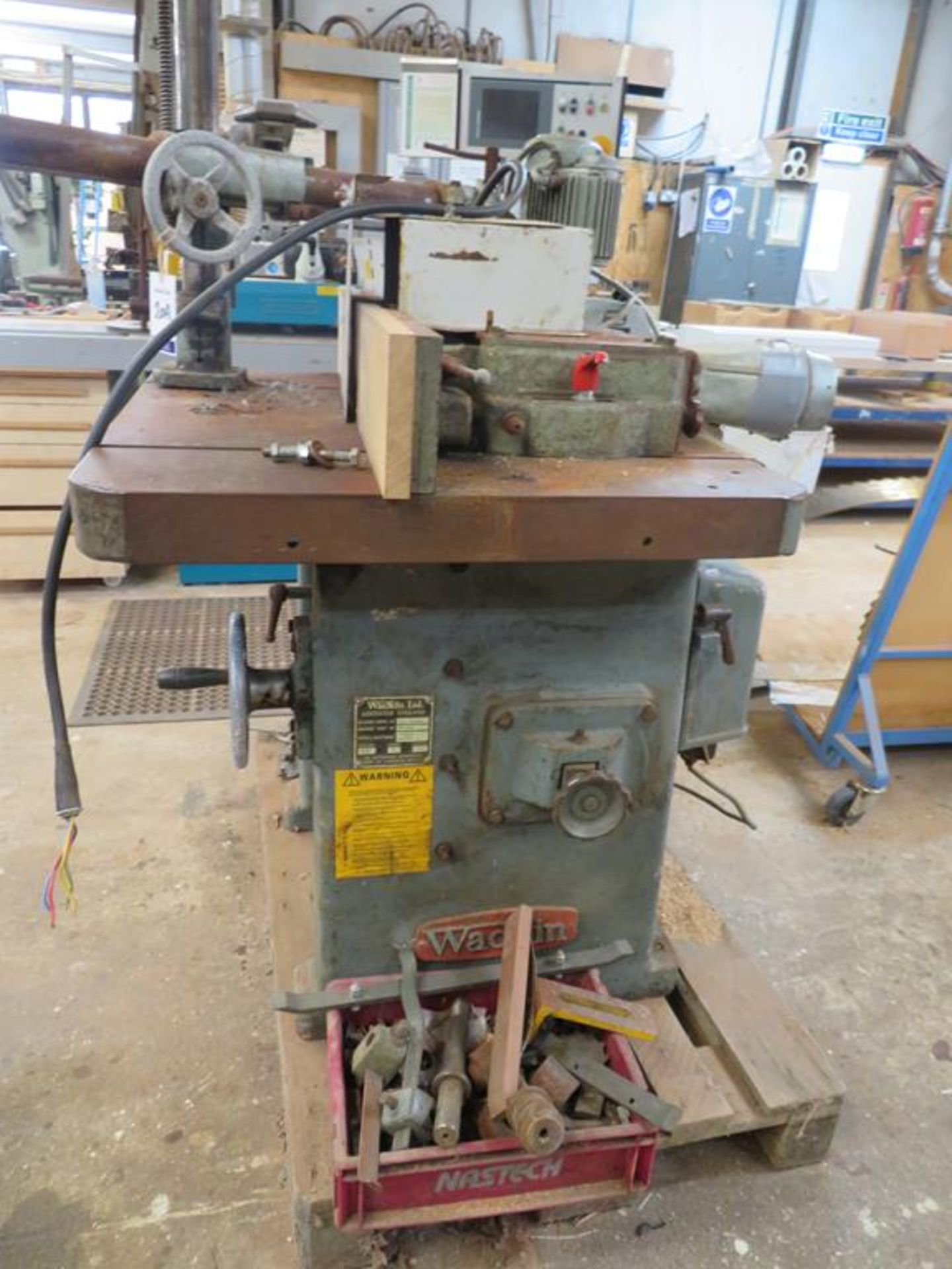 Wadkin EQ 2926 Spindle Moulder with Wadkin BLG-8 Power Feed - Image 2 of 8