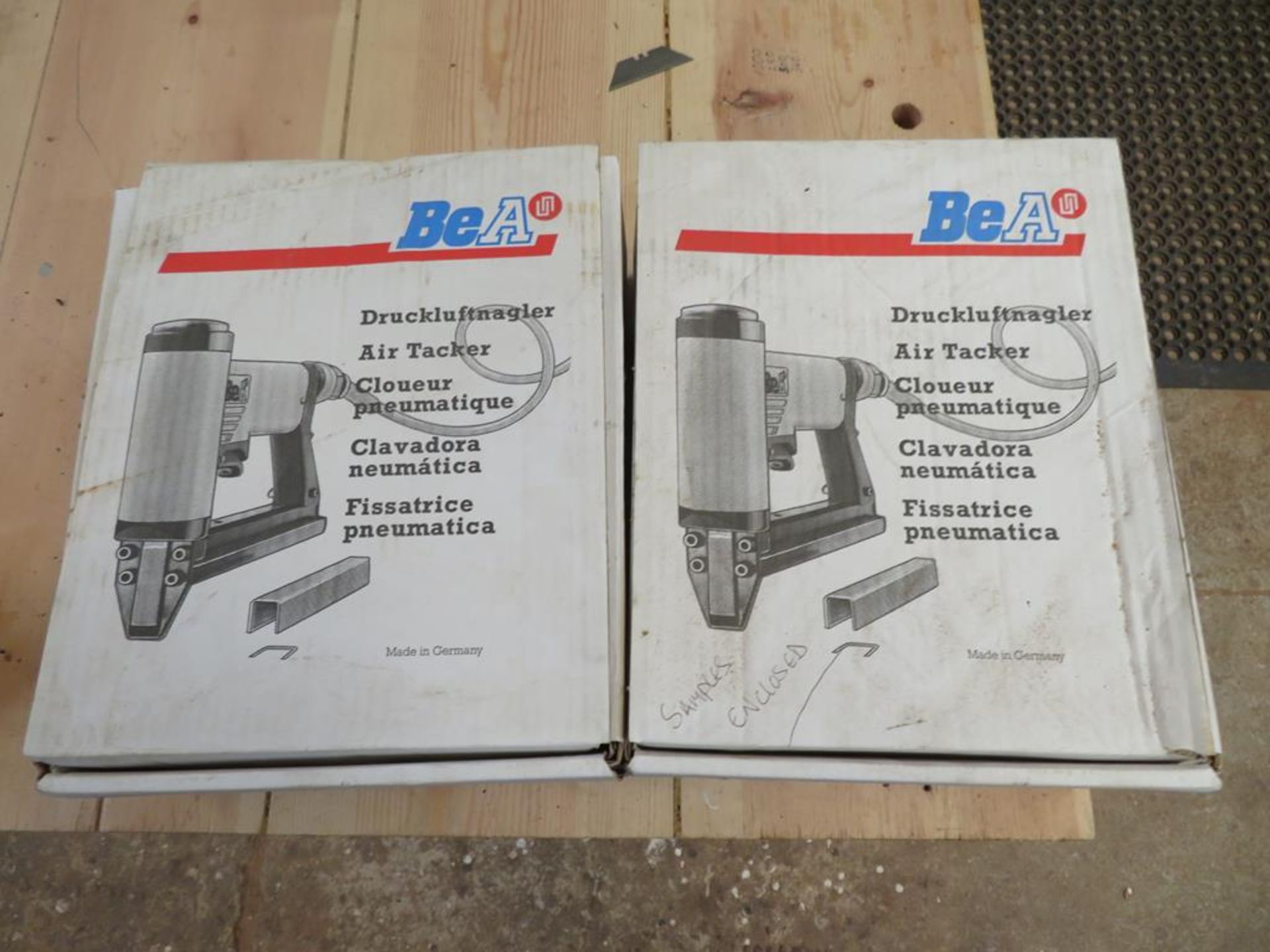 2 x BeA Glazing Secret Nailer Guns