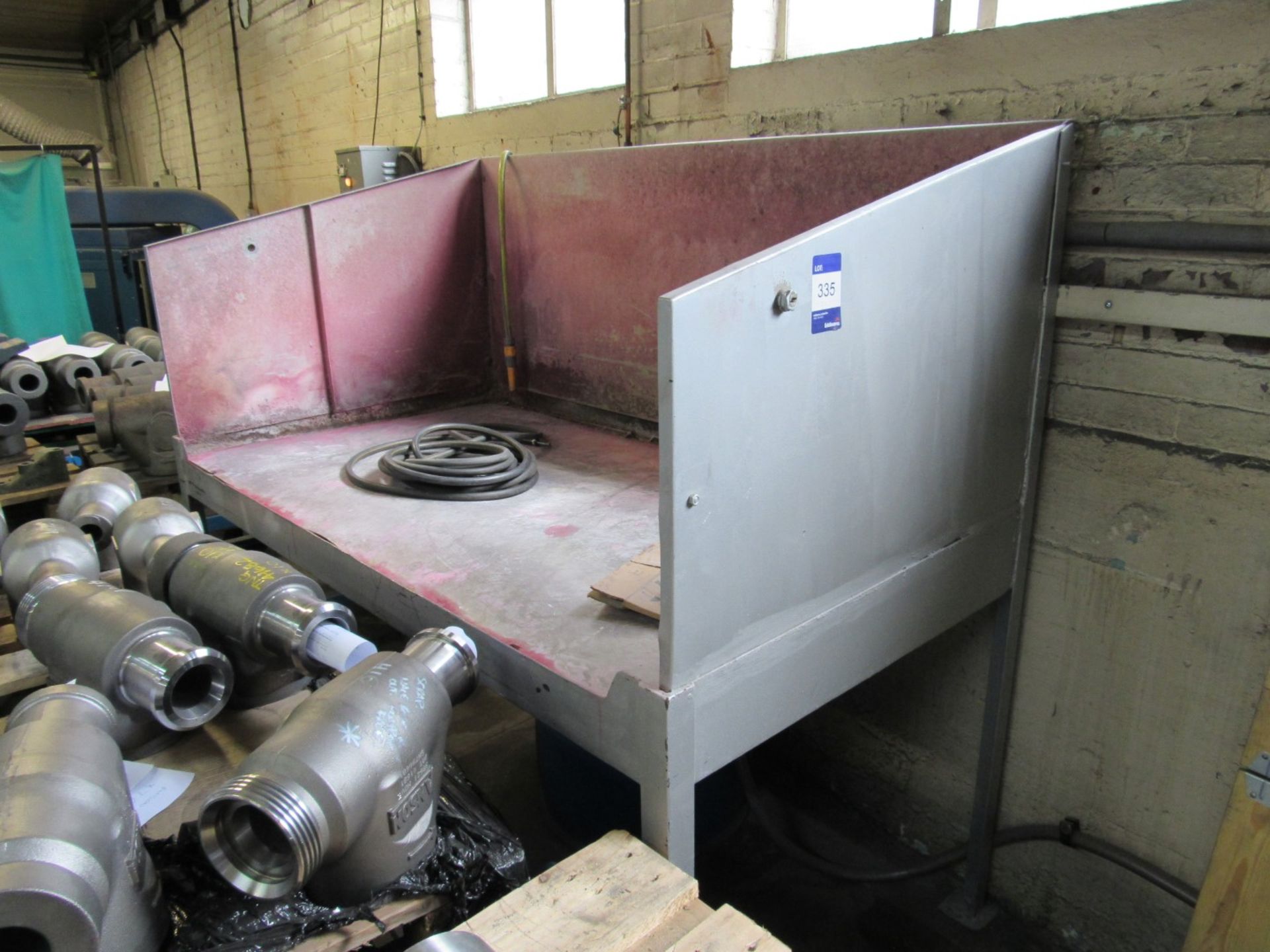 DYE penetration Booth / Work Station, 1890mm x 1000mm (3 sided)