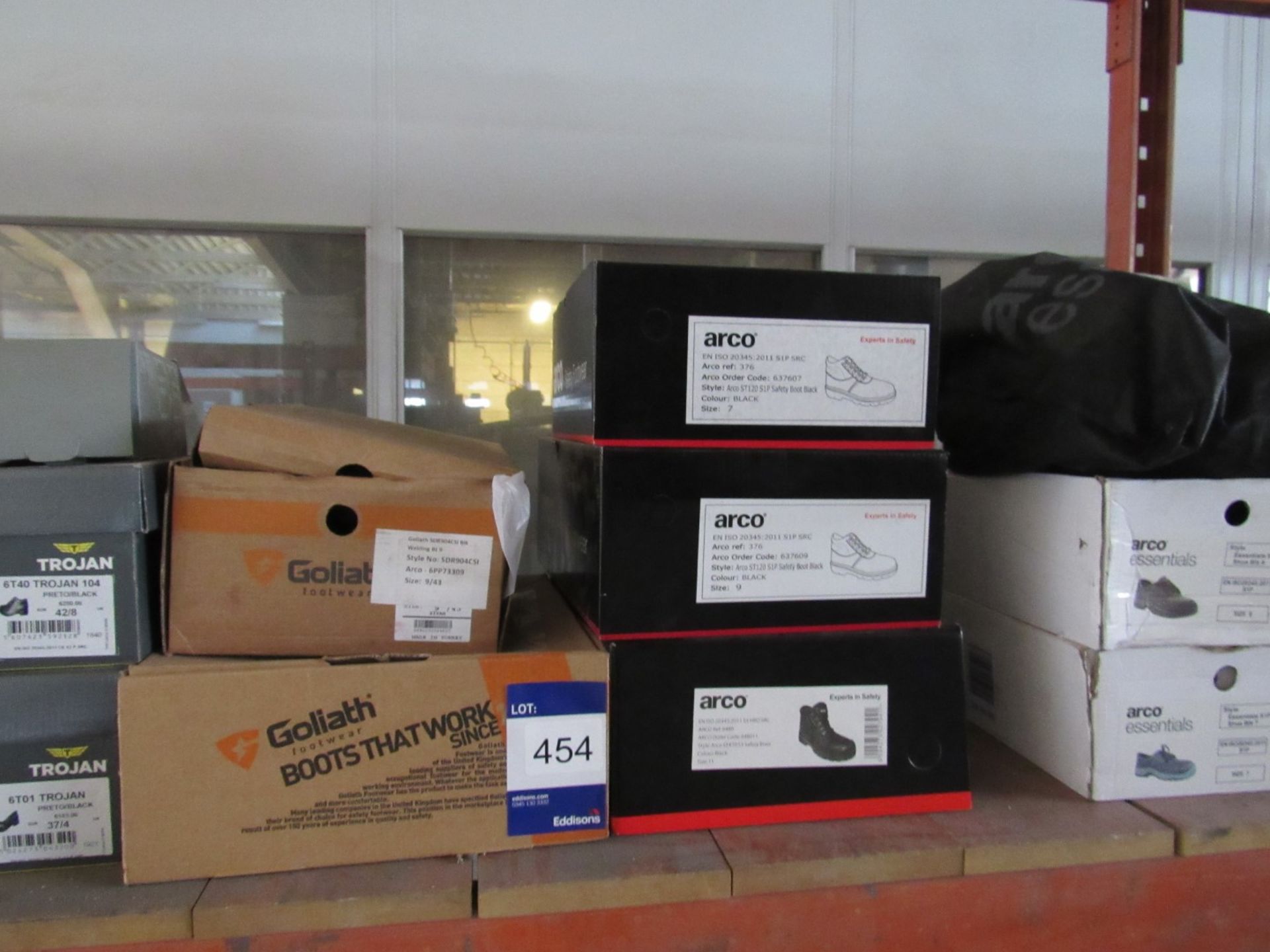Quantity of Various Foundry and Safety Footwear to include Arco Essentials, Arco, Goliath and - Image 2 of 2