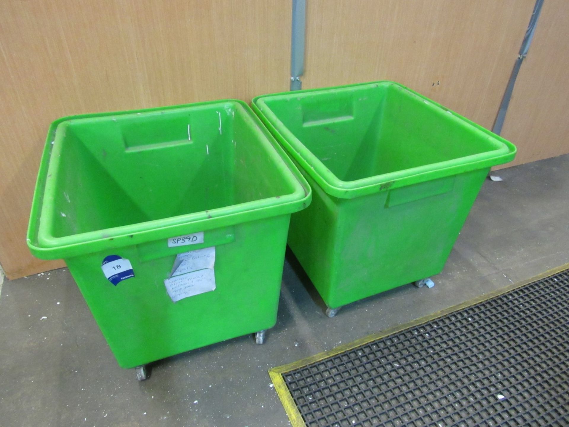 2 Plastic Tubs with castors - Image 2 of 2