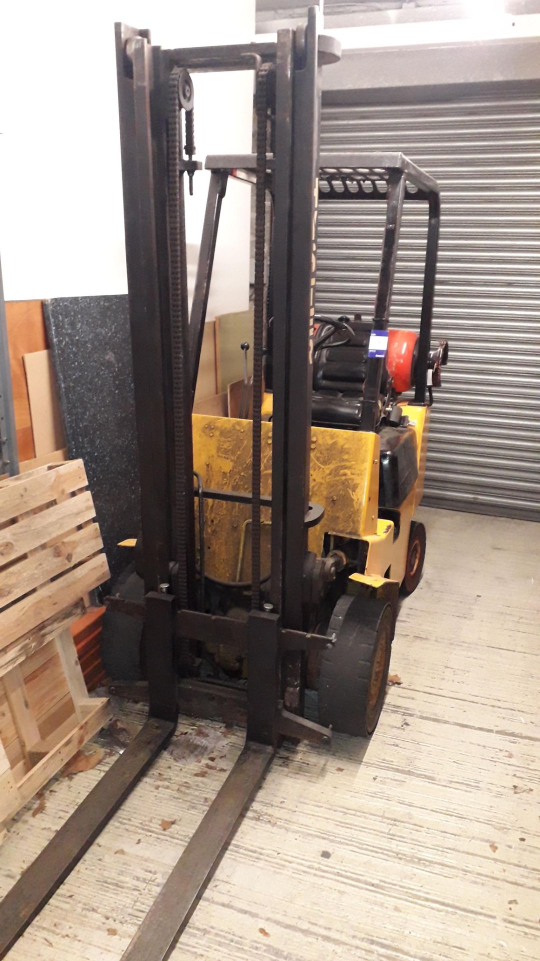 Hyster H1-50XL LPG gas forklift truck, twin stage mast, side shift, 9,441 hours, (1990) S/N C001B098