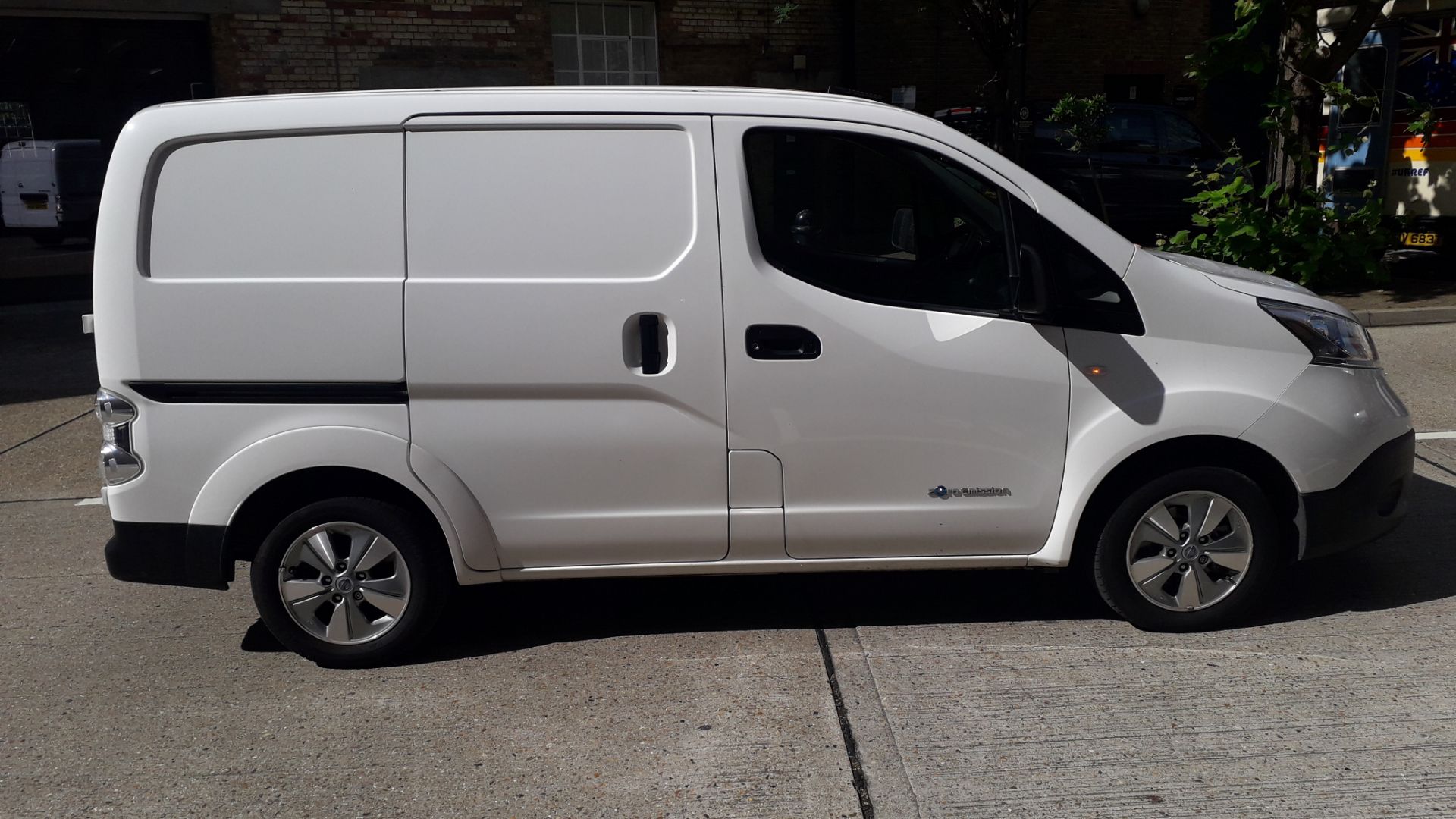 Nissan E-NV200 Electric Panel Van, registration FP66 HAX, first registered 13/10/2016, odometer - Image 8 of 15