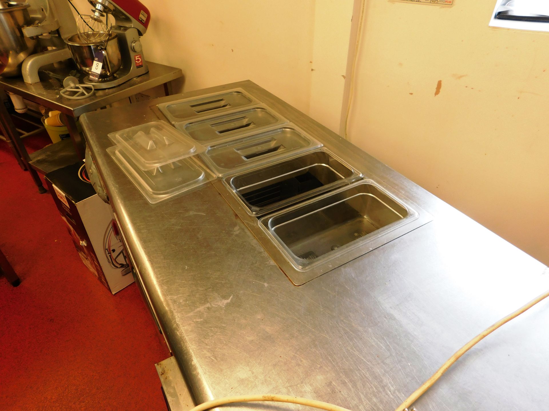 Williams HO2U 240V Three Door Chiller Unit with Five Hatch Counter Servers