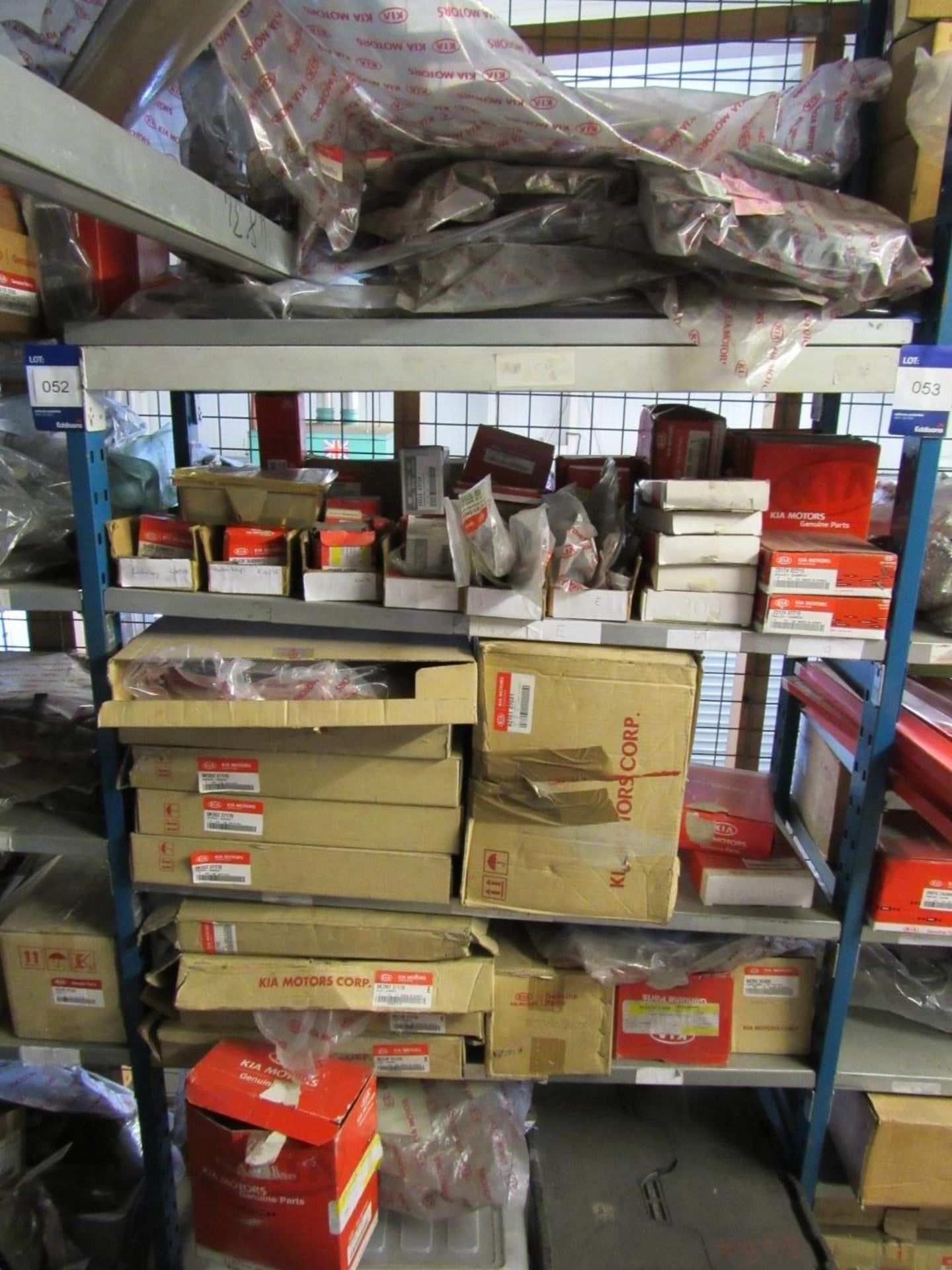 Quantity Kia Spares / Parts to Bay