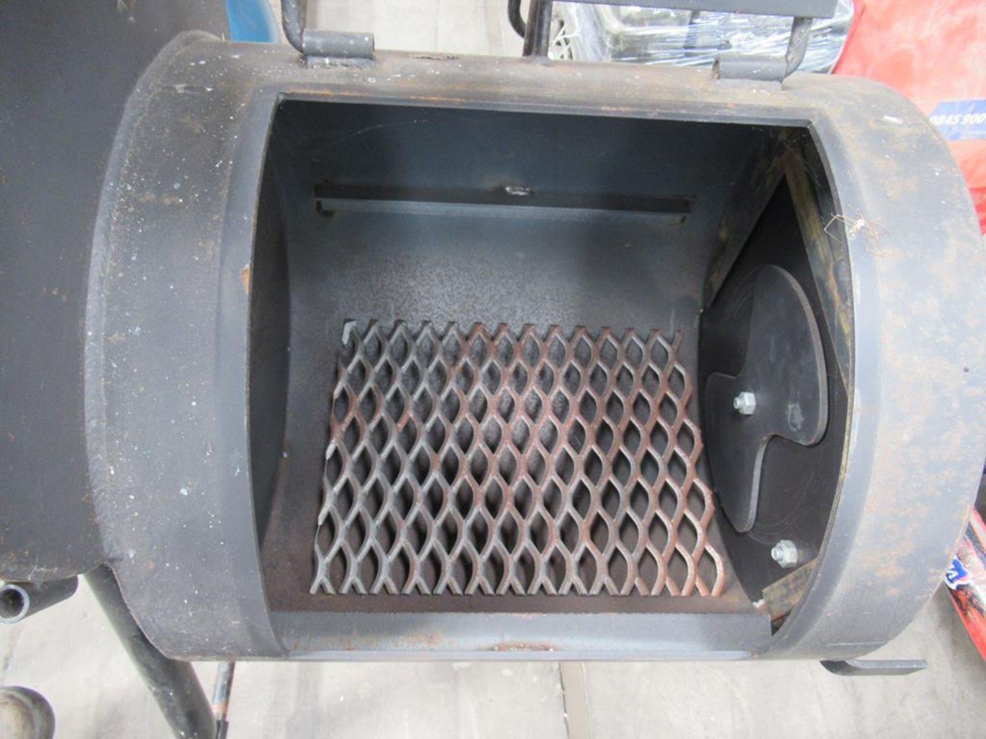 Cactus Jack Heavy Duty Barbeque with Smoker - Image 3 of 4