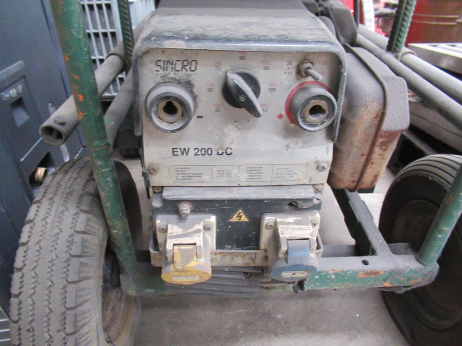 Portable generator and welding set with Sincro EW 200 DC Panel - Image 2 of 2