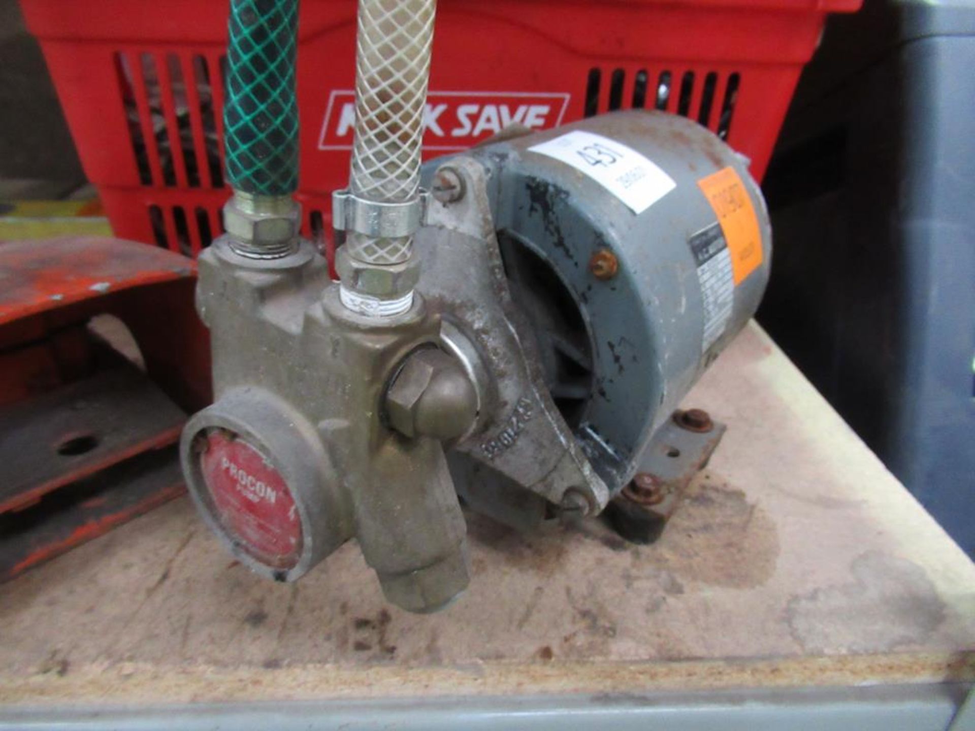 Procon Rotary Vane Pump, Hercules Foot Switch and Box to contain Various Cables - Image 2 of 10