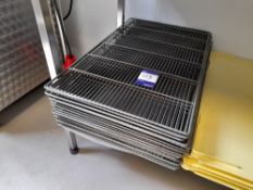 Approximately 20x Wire Rack Oven Shelves (please note this lot also forms part of composite lot