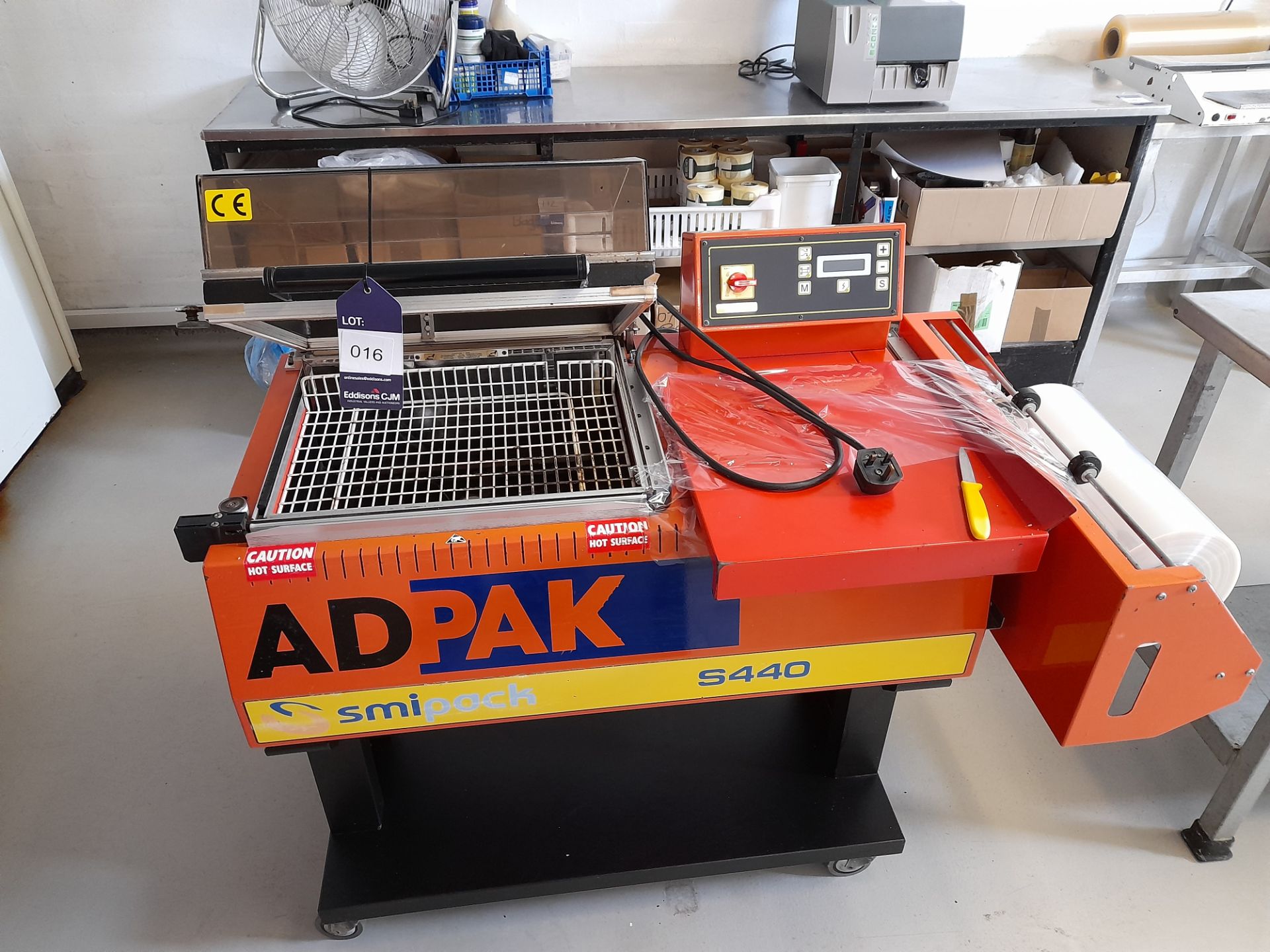 Adpak S440 Shrink Wrapping Machine, Year: 2012, Serial: 9996-41624. (please note this lot also forms