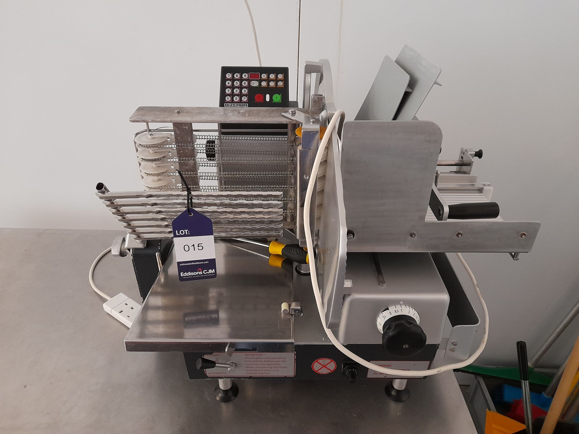 Bizerba Meat Slicer, Machine Number: 1301534, 240V (Only Works Manually). (please note this lot also