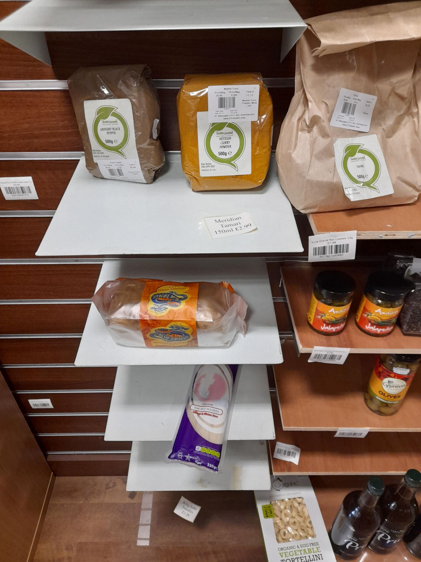 Assortment of Food Stock/Ingredients to 8x bays of shelving, cupboard to include various flours, - Image 6 of 17