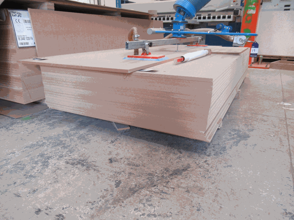 19 x Sheets of Caberwood MDF PRO 18mm