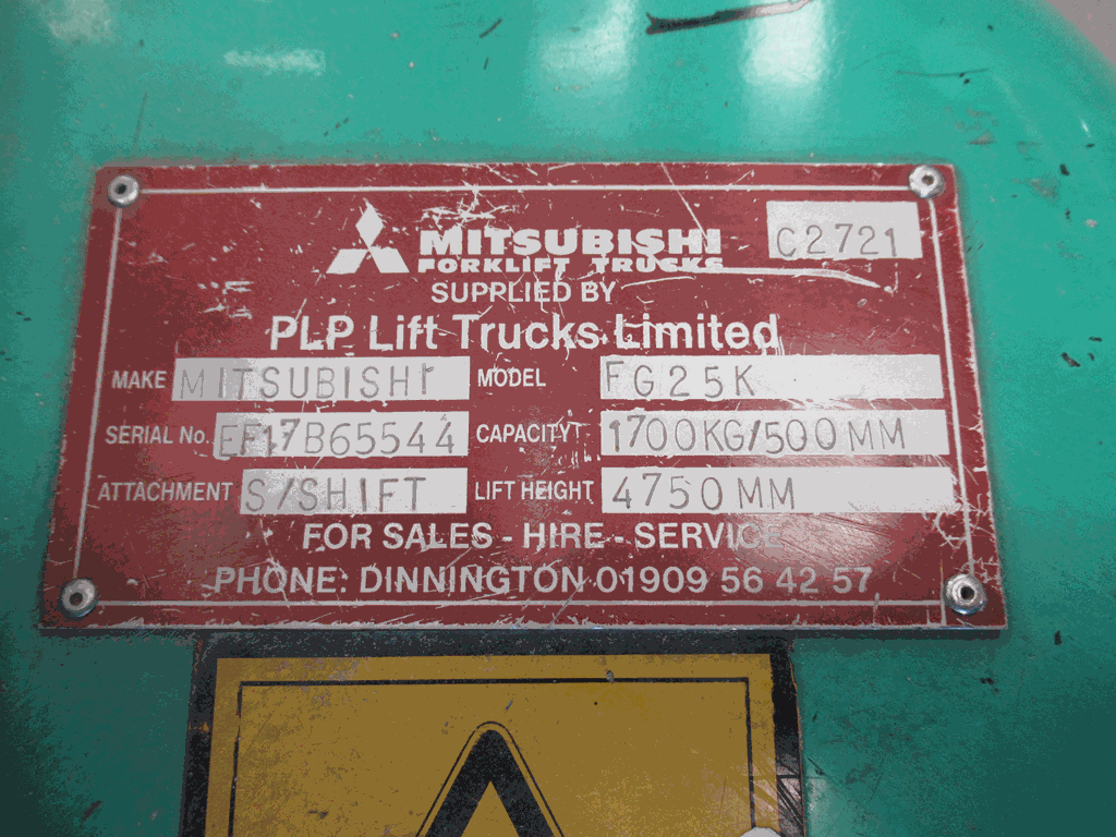 A 2001 Mitsubishi FG25k 2350KG SWL Gas Operated Forklift - Image 9 of 9