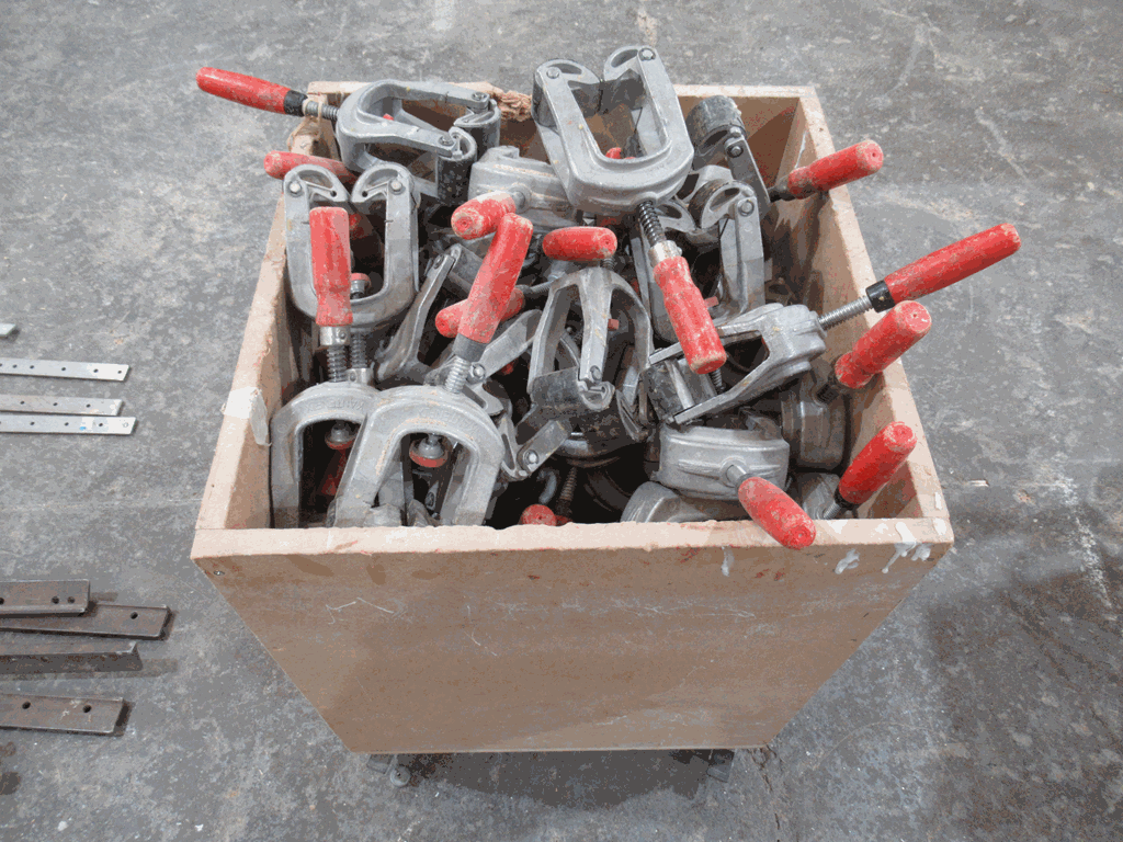 Qty of Kantex Edge Clamps to the box