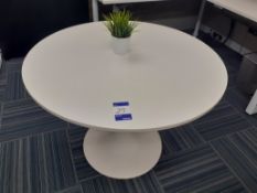 White laminate tulip style table (1000mm). Location – London. Viewing strongly recommended in