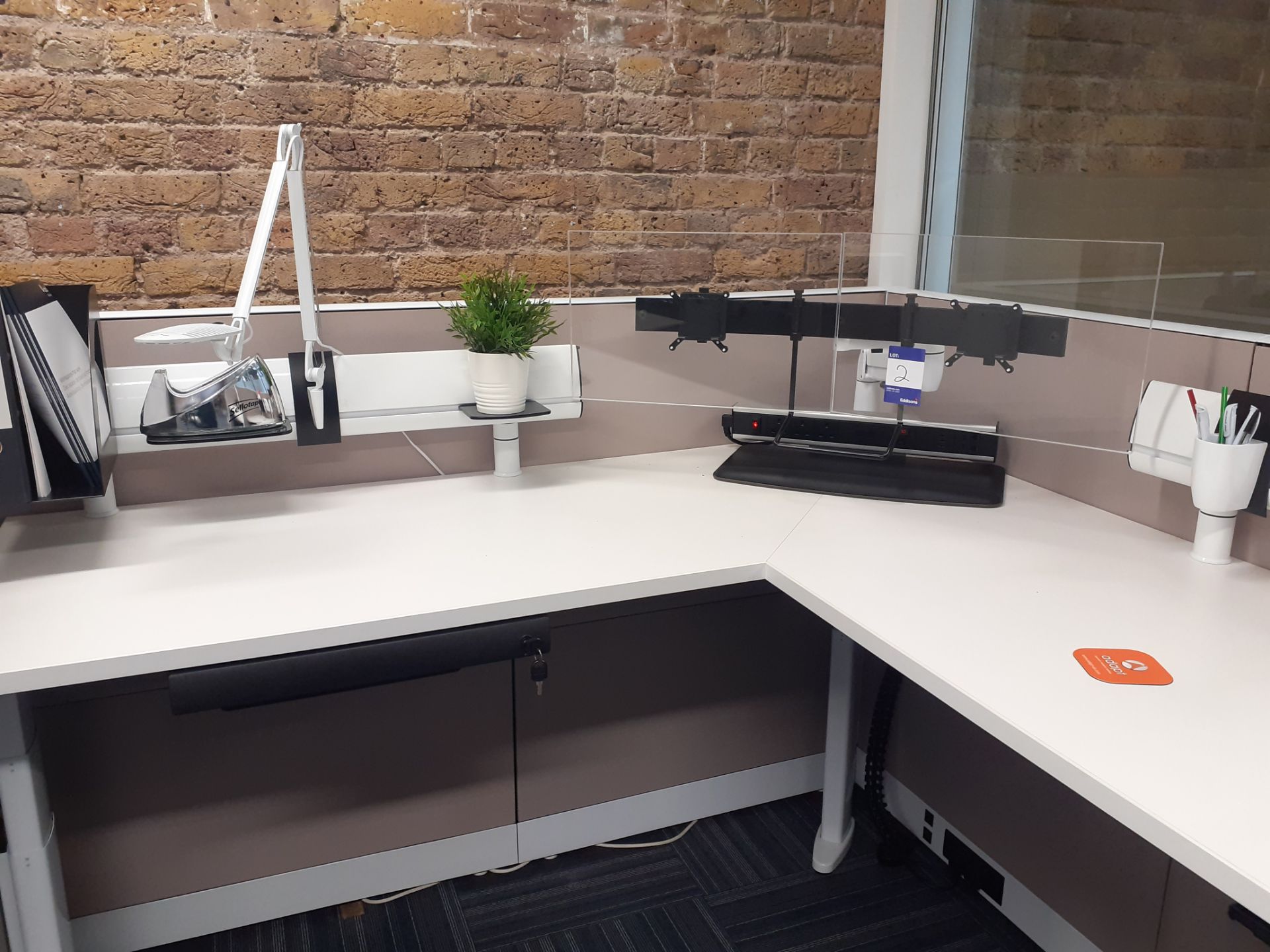 Adapt Corner rise and fall workstation (1800 x 1800x), and Adapt rise and fall desk (1800mm), with - Image 2 of 5
