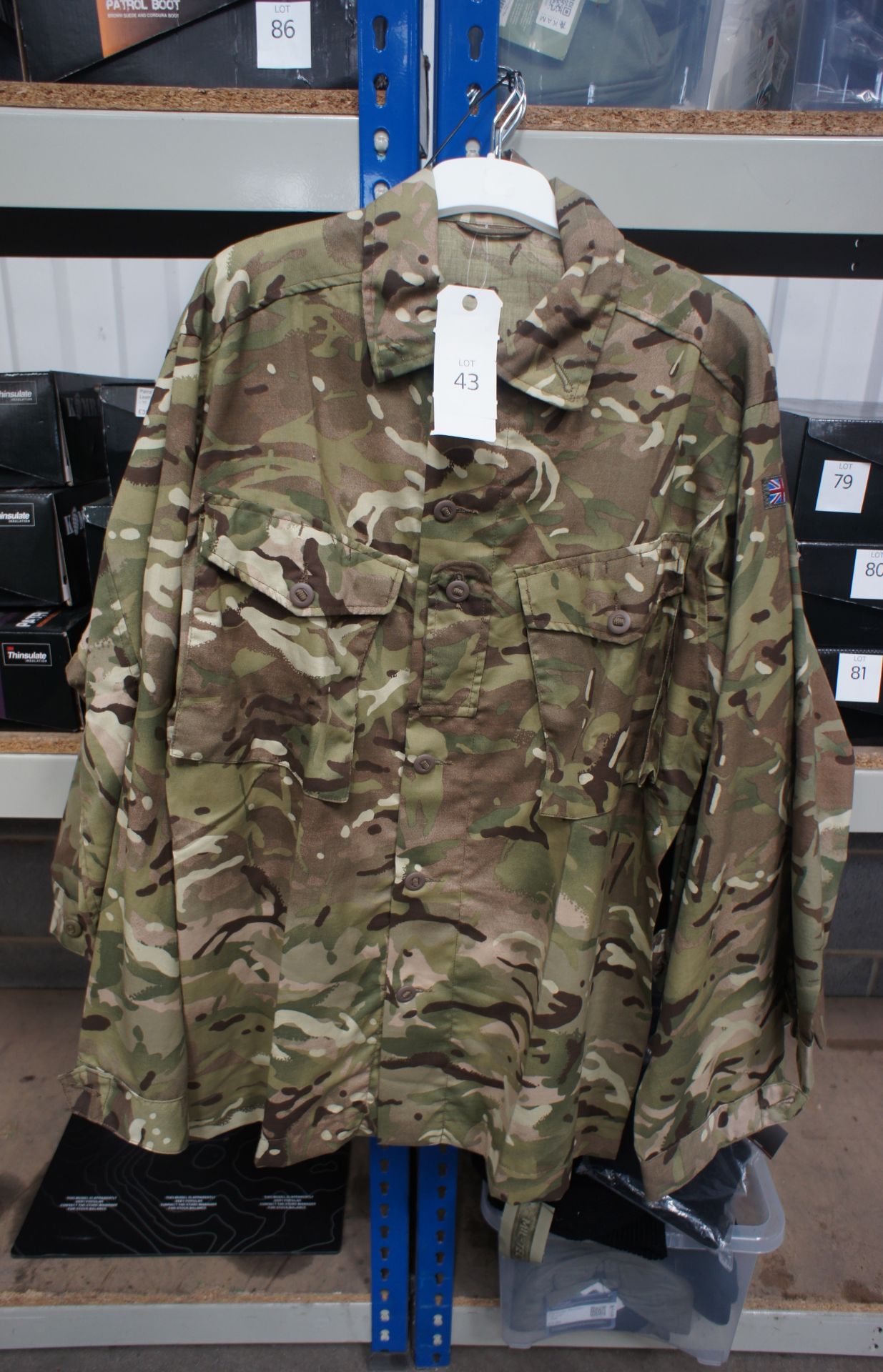 6 x MTP Shirt Army issue 42 -44 R x 1, 42-44 S x 5 Rrp. £10.50