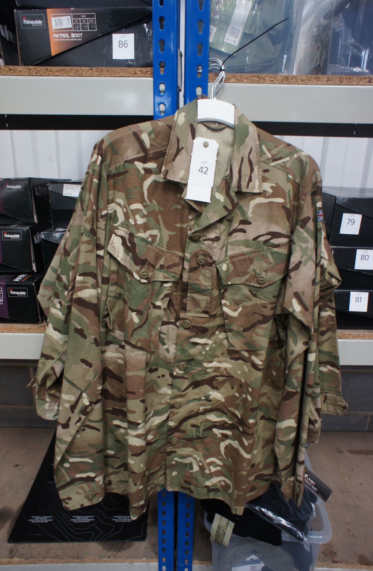 5 x MTP Shirt Army issue 38-40 L x 2, 38-40 XS x 2, 38-40 S x 1 Rrp. £10.50 - Image 2 of 2