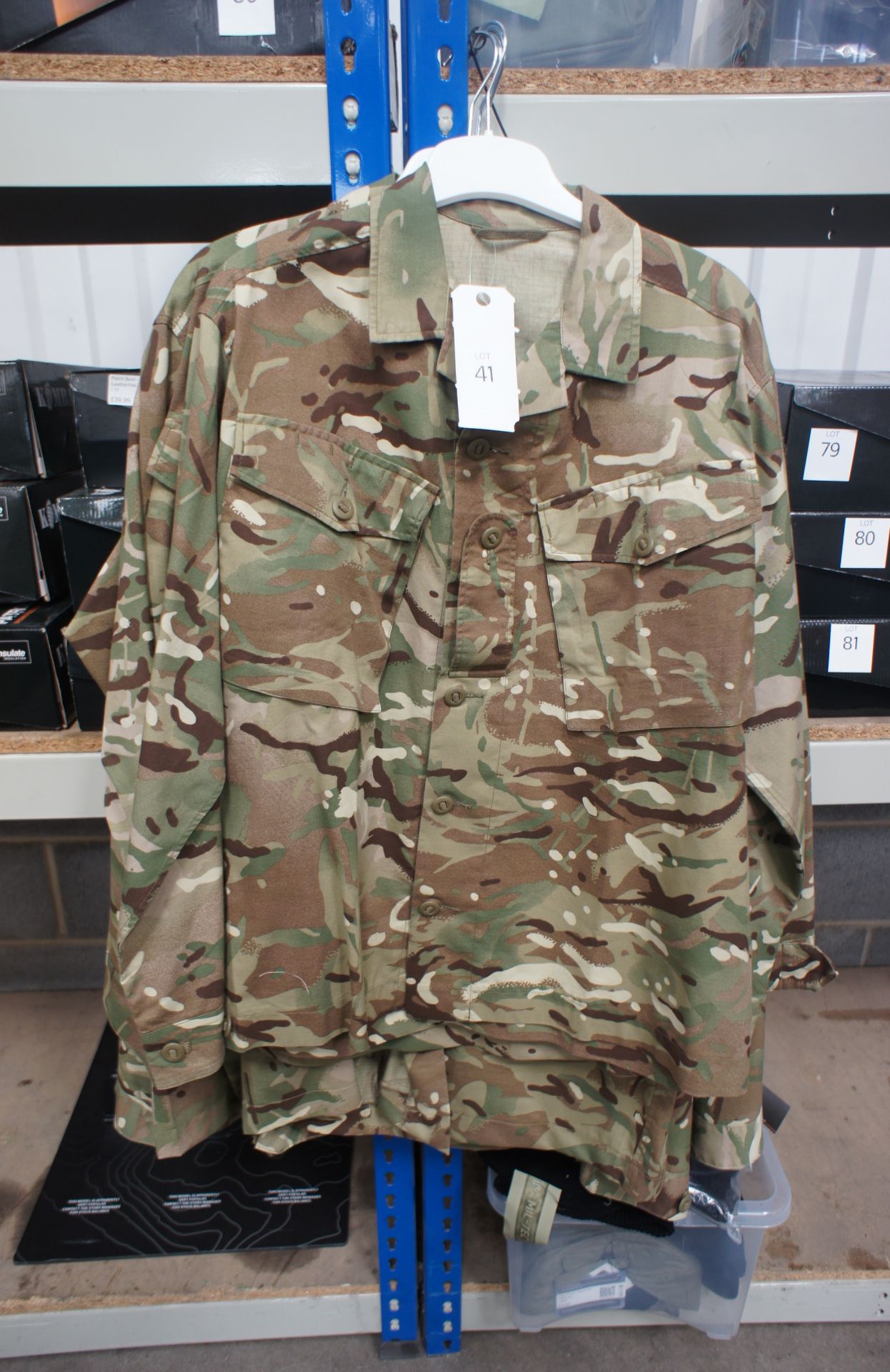 5 x MTP Shirt Army issue 44-46 S x 2, 44-46 XL x 3 Rrp. £14.99