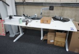 Adapt cantilever desk (1800 x 800)