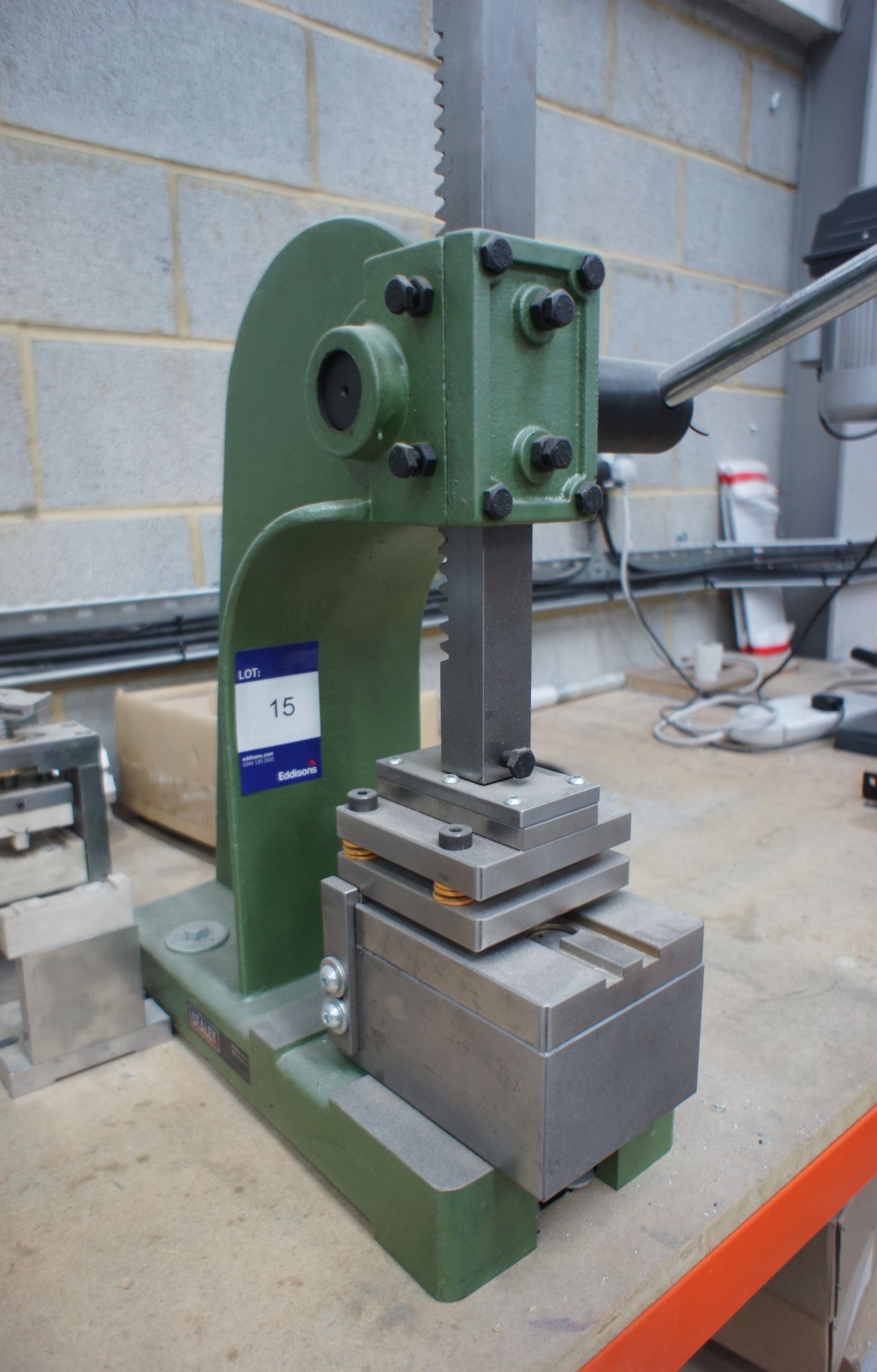 Sealey PK1000V2 hand press, with tooling