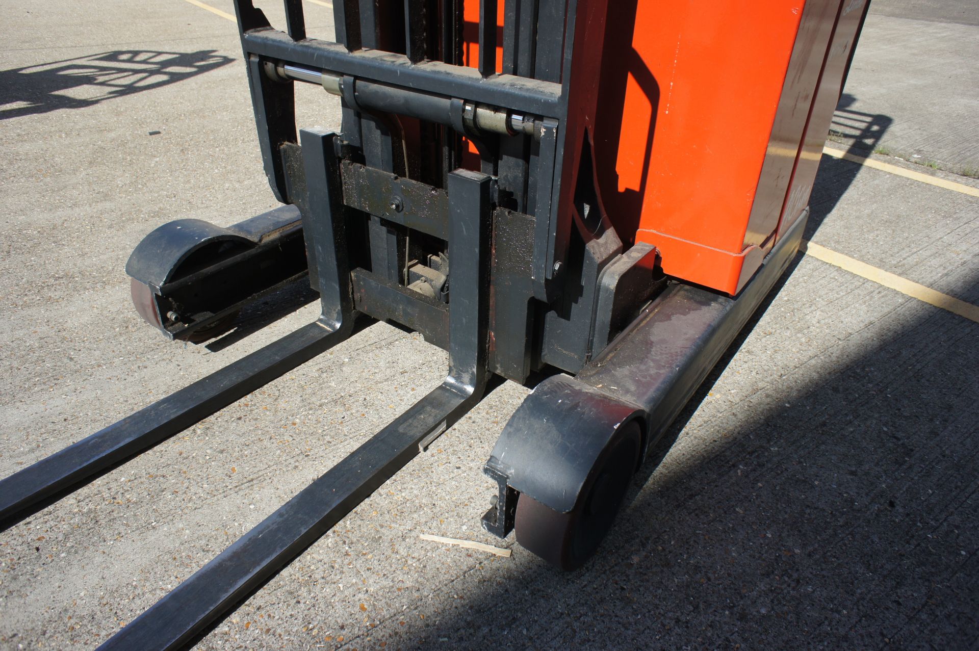 Linde R14S electric reach truck, Capacity 1400KG, Duplex mast, Hours 13944, Serial Number - Image 4 of 8