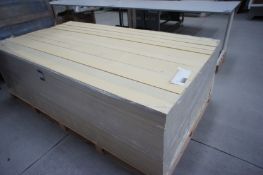 Large pallet of approx. 1200 pieces of WPC Baseboard Backer, 2200 x 92 x 6.5